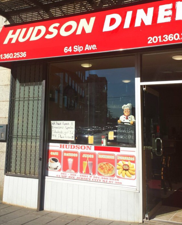 Photo of Hudson Grill in Jersey City, New Jersey, United States - 1 Picture of Restaurant, Food, Point of interest, Establishment