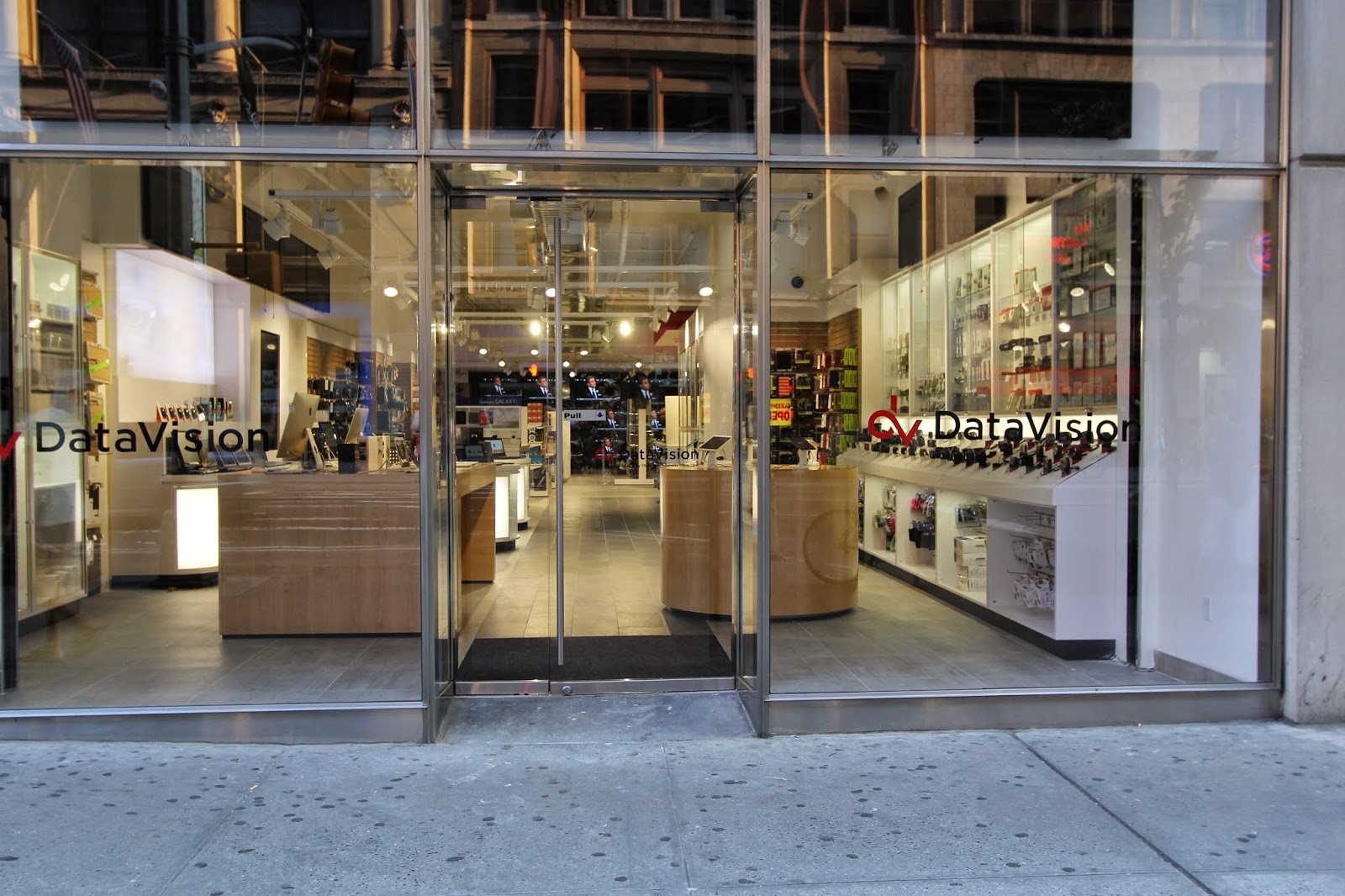 Photo of DataVision in New York City, New York, United States - 1 Picture of Point of interest, Establishment, Store, Electronics store