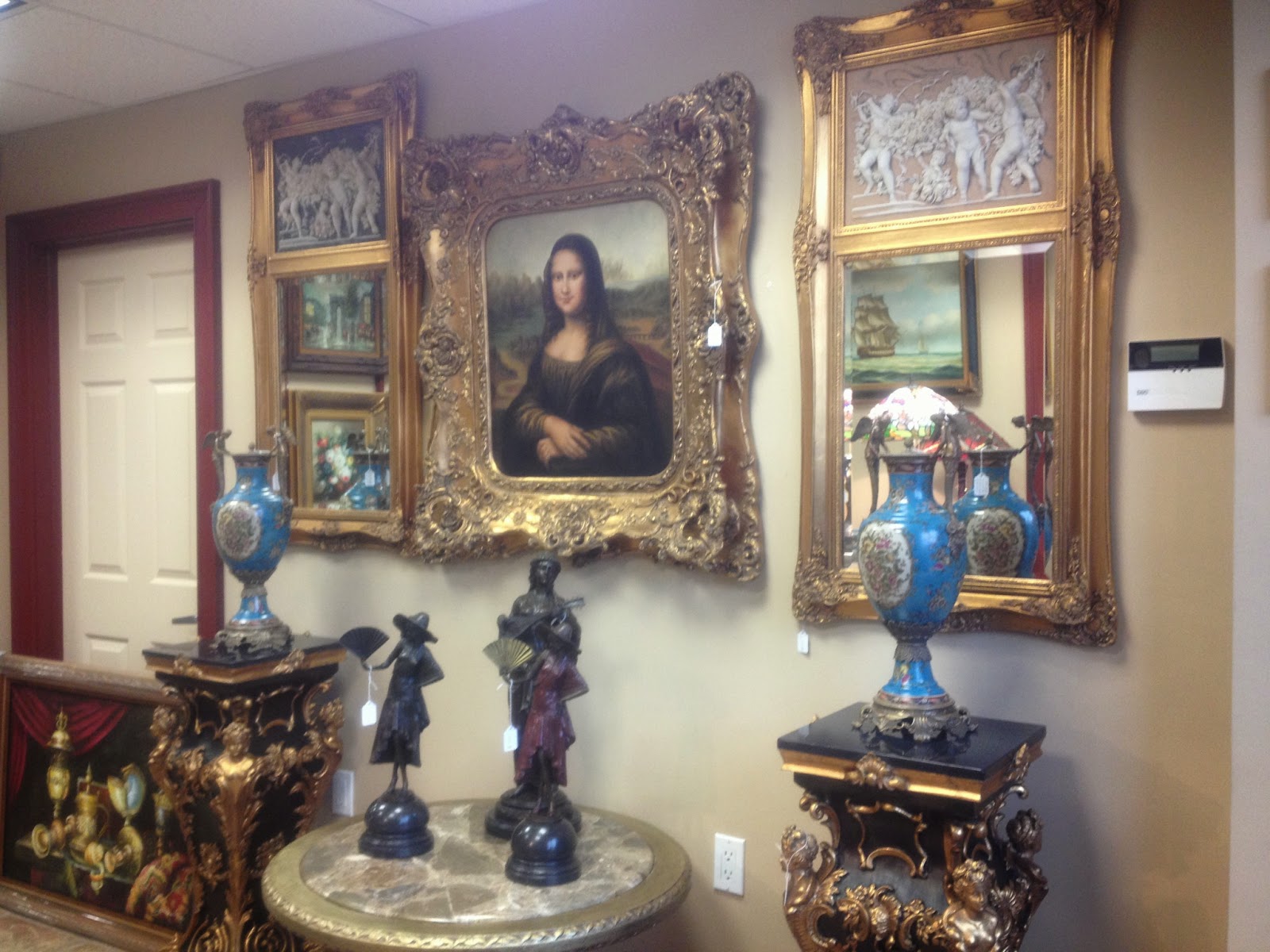 Photo of Daysi'O Galleria LLC in West New York City, New Jersey, United States - 7 Picture of Point of interest, Establishment, Store, Home goods store, Furniture store