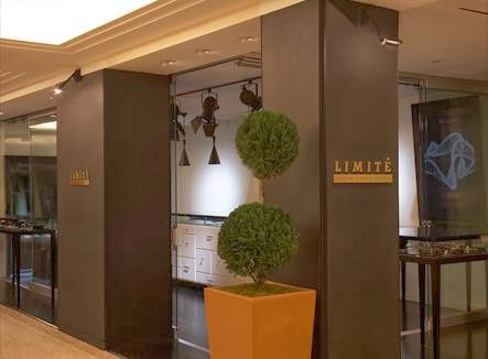 Photo of Limite Jewelry in New York City, New York, United States - 2 Picture of Point of interest, Establishment, Finance, Store, Jewelry store