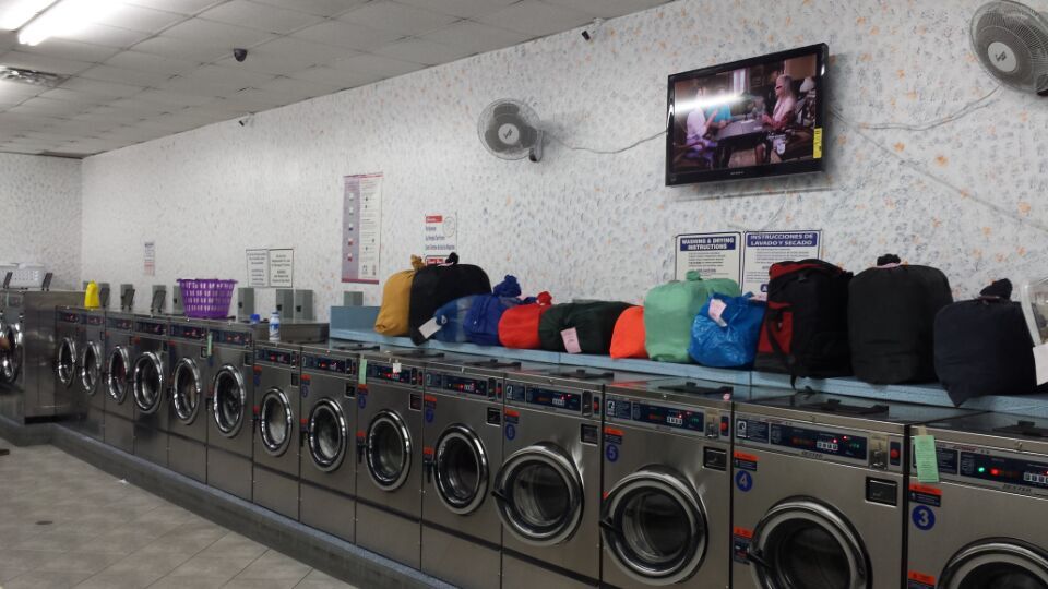 Photo of barclays laundromat in Kings County City, New York, United States - 5 Picture of Point of interest, Establishment, Laundry