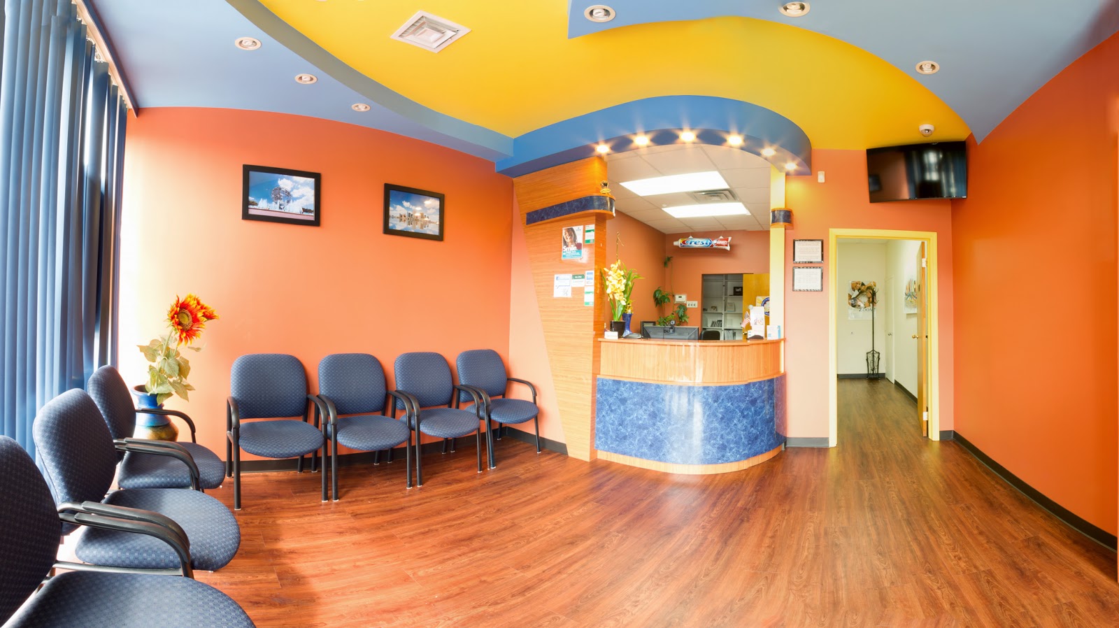 Photo of Alliance Dental Center in Jackson Heights City, New York, United States - 2 Picture of Point of interest, Establishment, Health, Doctor, Dentist