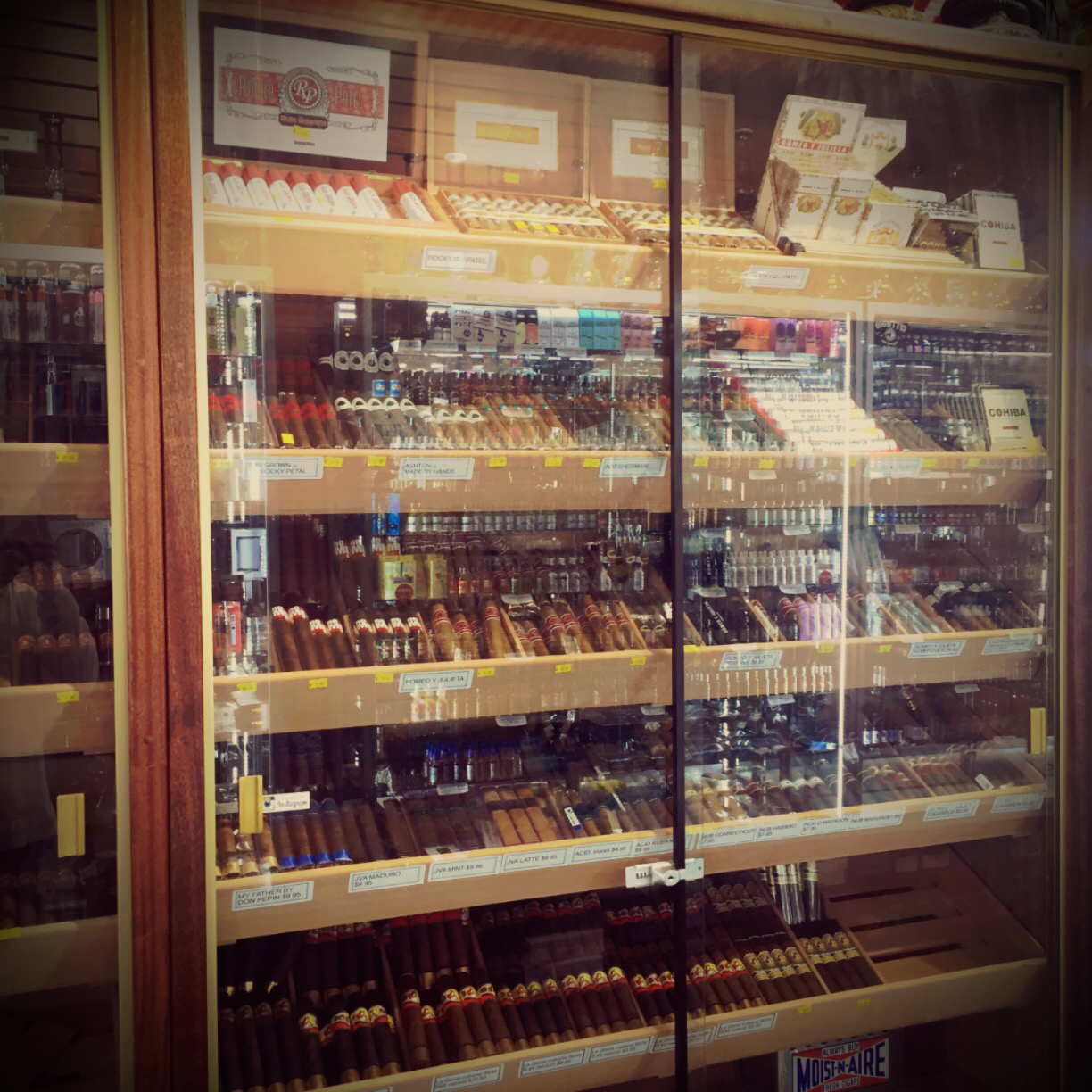 Photo of Cigar N Vape in New York City, New York, United States - 1 Picture of Point of interest, Establishment, Store