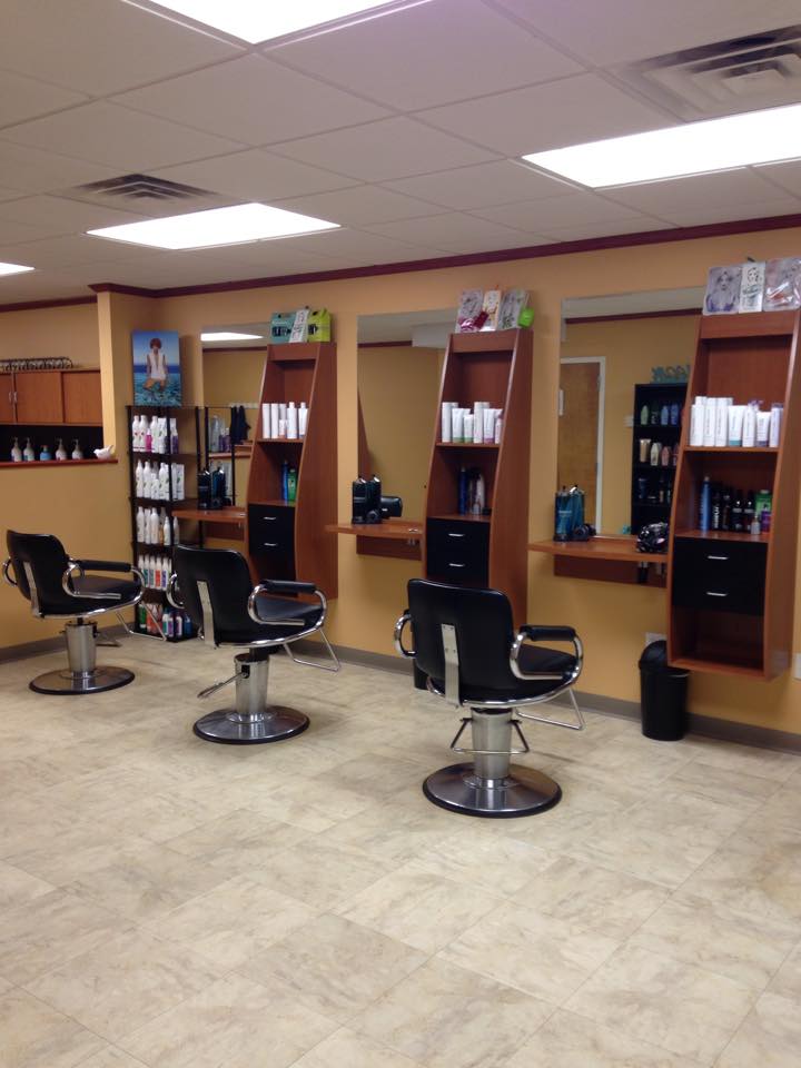 Photo of Pretty Cut & Dry Salon in Pequannock Township City, New Jersey, United States - 1 Picture of Point of interest, Establishment, Hair care