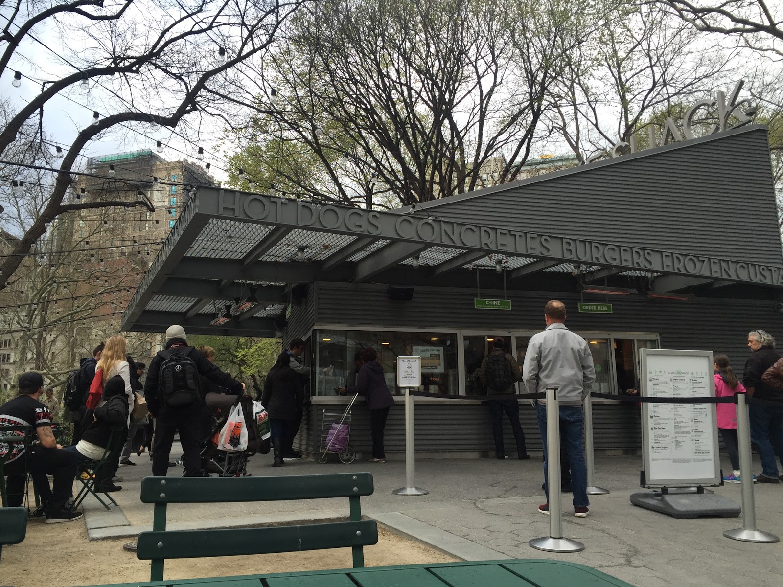 Photo of Shake Shack in New York City, New York, United States - 8 Picture of Restaurant, Food, Point of interest, Establishment, Store, Meal takeaway