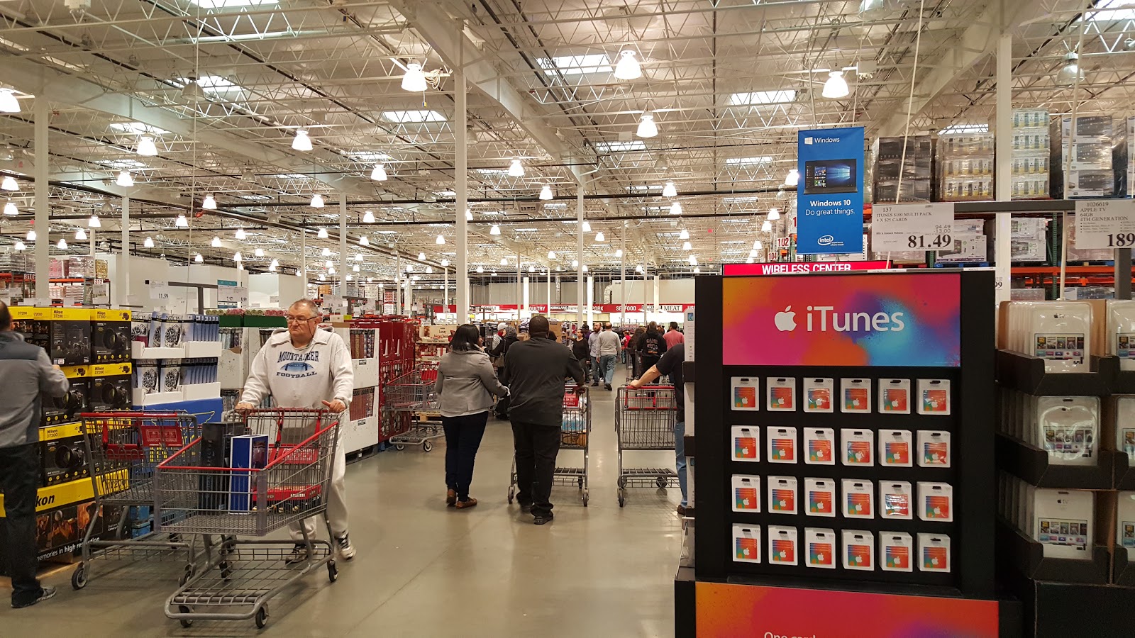 Photo of Costco Wholesale in Wayne City, New Jersey, United States - 2 Picture of Point of interest, Establishment, Store