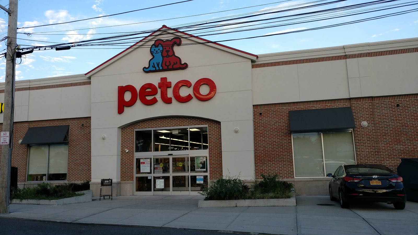 Photo of Petco Animal Supplies in Oceanside City, New York, United States - 1 Picture of Point of interest, Establishment, Store