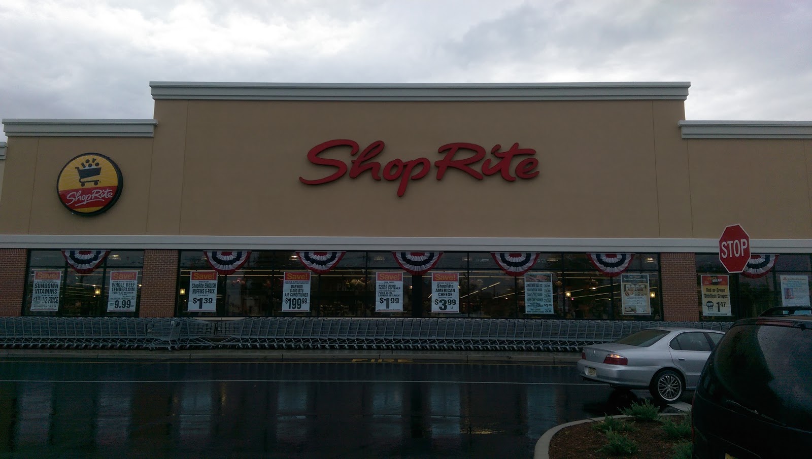 Photo of ShopRite of Wallington in Wallington City, New Jersey, United States - 1 Picture of Food, Point of interest, Establishment, Store, Grocery or supermarket