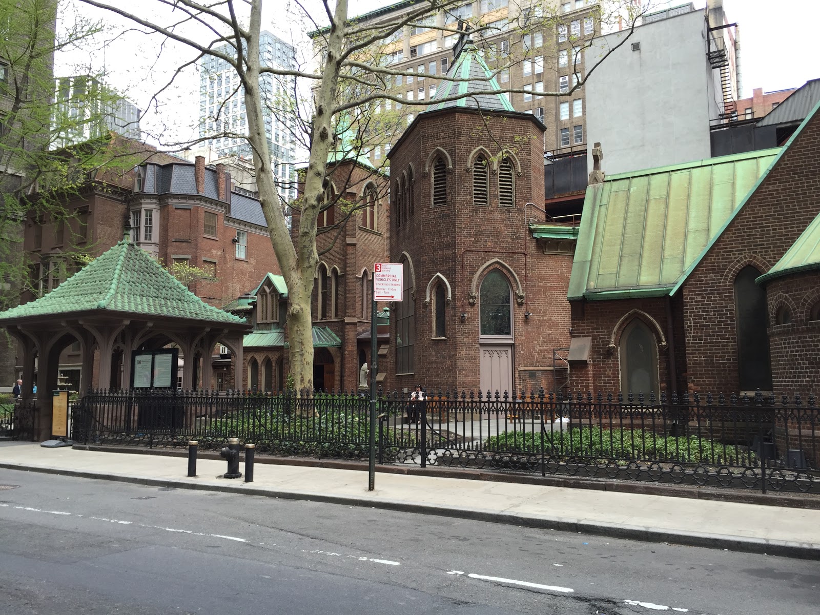 Photo of The Church of the Transfiguration, Episcopal in New York City, New York, United States - 1 Picture of Point of interest, Establishment, Church, Place of worship