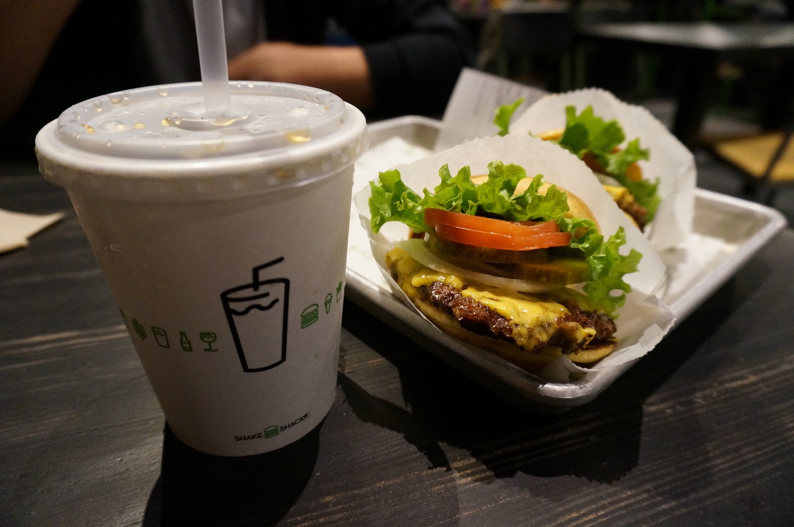 Photo of Shake Shack in Kings County City, New York, United States - 10 Picture of Restaurant, Food, Point of interest, Establishment, Store