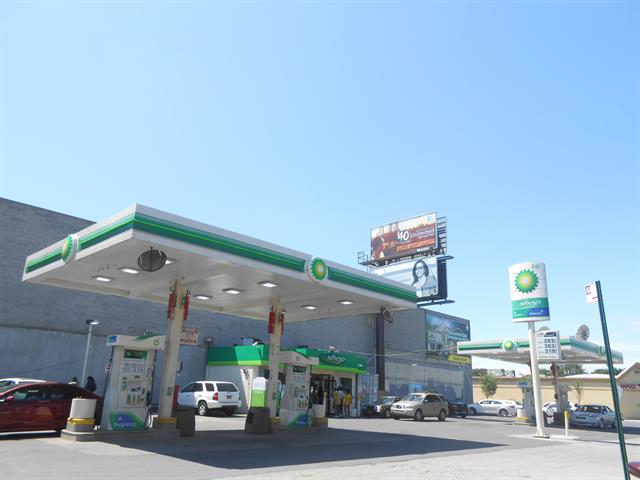 Photo of Farragut Gas Inc in Brooklyn City, New York, United States - 1 Picture of Point of interest, Establishment, Gas station