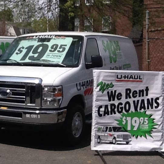 Photo of U-Haul Neighborhood Dealer in Jersey City, New Jersey, United States - 1 Picture of Point of interest, Establishment