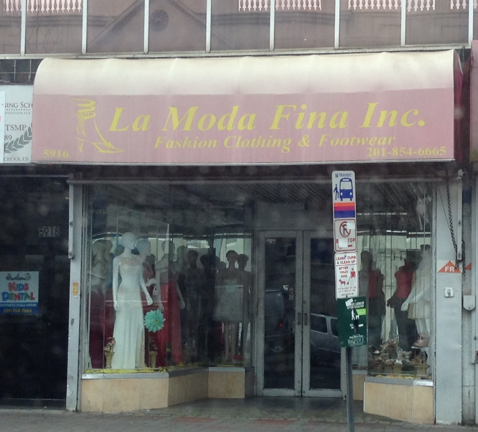 Photo of La Moda Fina in West New York City, New Jersey, United States - 1 Picture of Point of interest, Establishment, Store, Clothing store