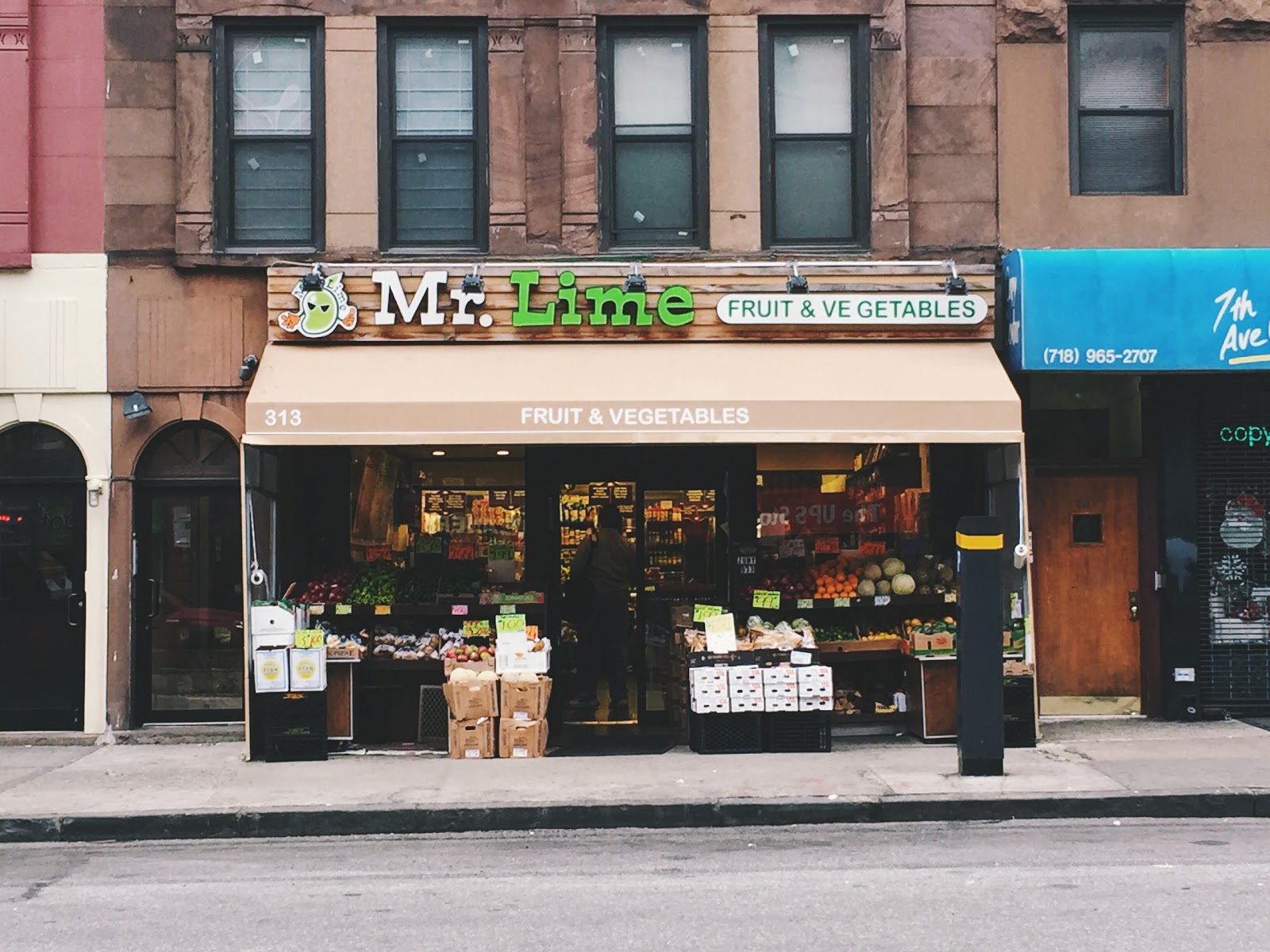 Photo of Mr. Lime Fruit & Vegetables in Kings County City, New York, United States - 1 Picture of Food, Point of interest, Establishment, Store, Grocery or supermarket