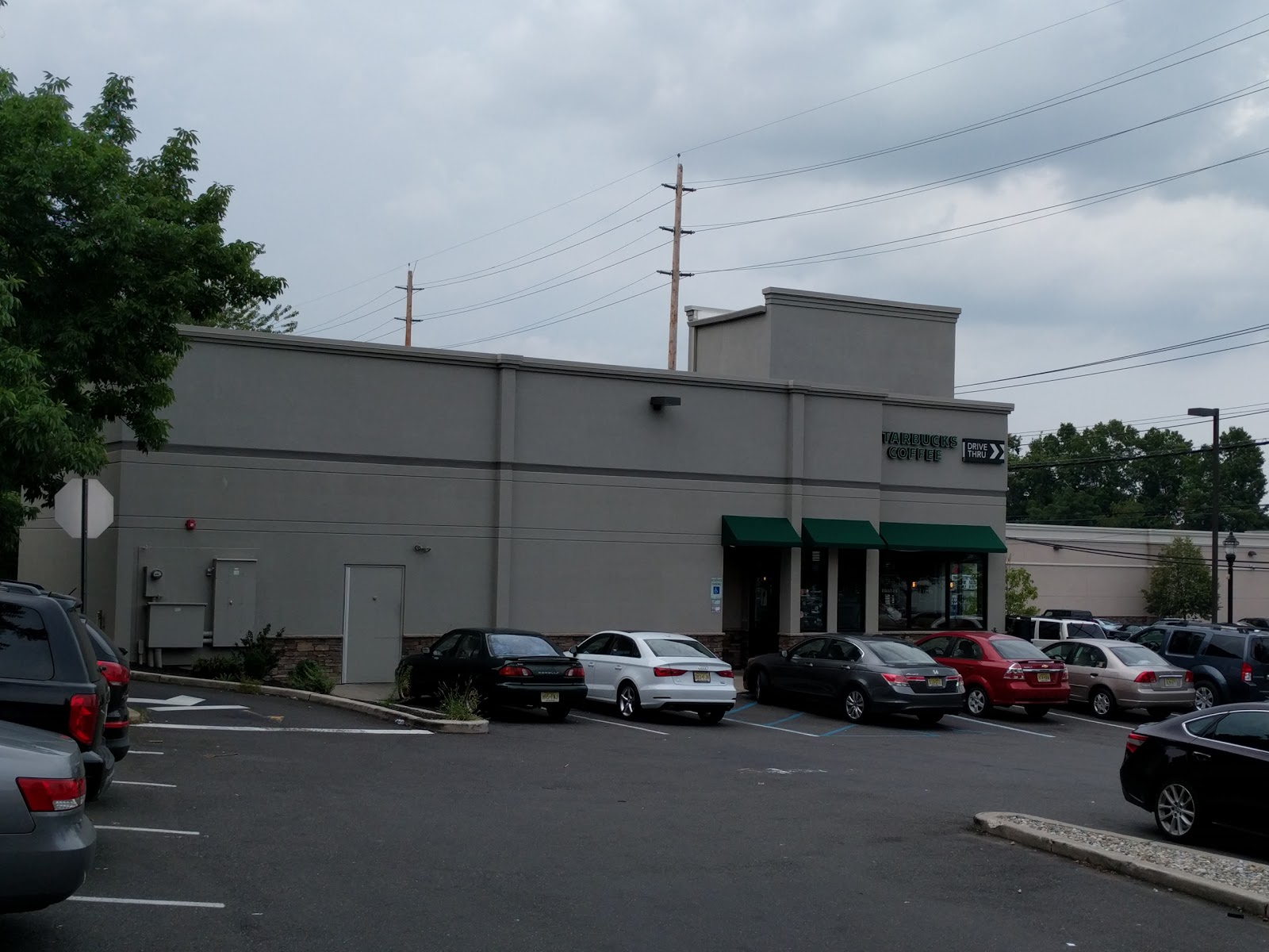 Photo of Starbucks in Rutherford City, New Jersey, United States - 2 Picture of Food, Point of interest, Establishment, Store, Cafe