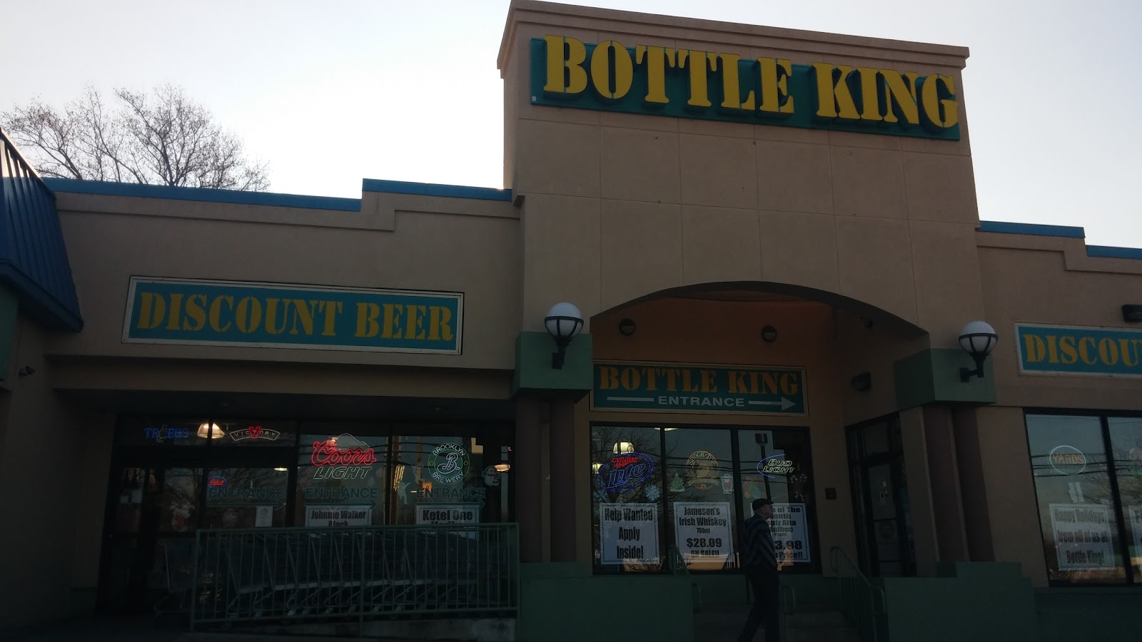 Photo of Middletown Bottle King, Inc. in Middletown City, New Jersey, United States - 4 Picture of Food, Point of interest, Establishment, Store, Liquor store