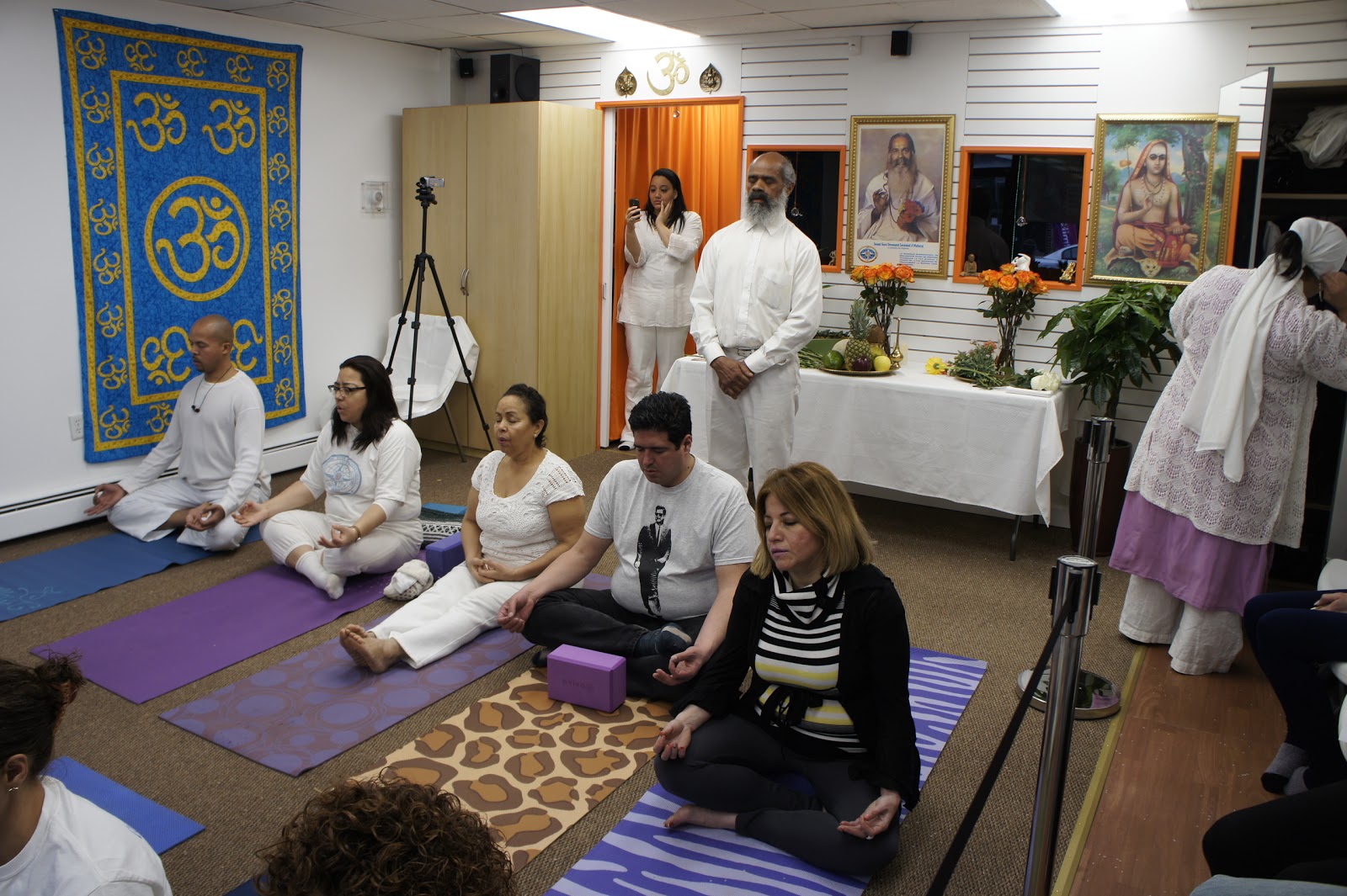 Photo of Yoga Devanand Meditation Center in Union City, New Jersey, United States - 2 Picture of Point of interest, Establishment, Health, Gym