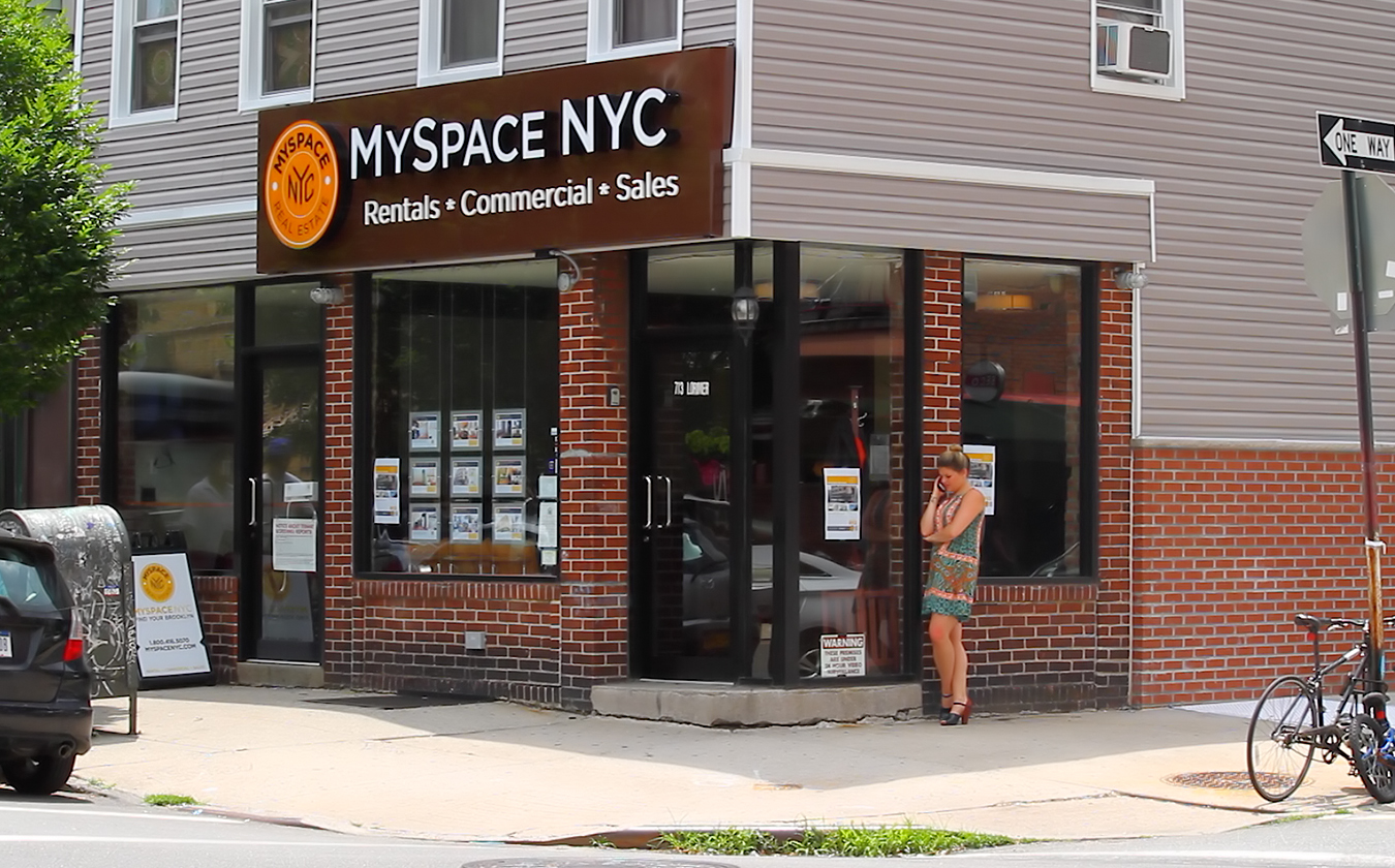 Photo of MySpace NYC Greenpoint in Kings County City, New York, United States - 8 Picture of Point of interest, Establishment, Real estate agency