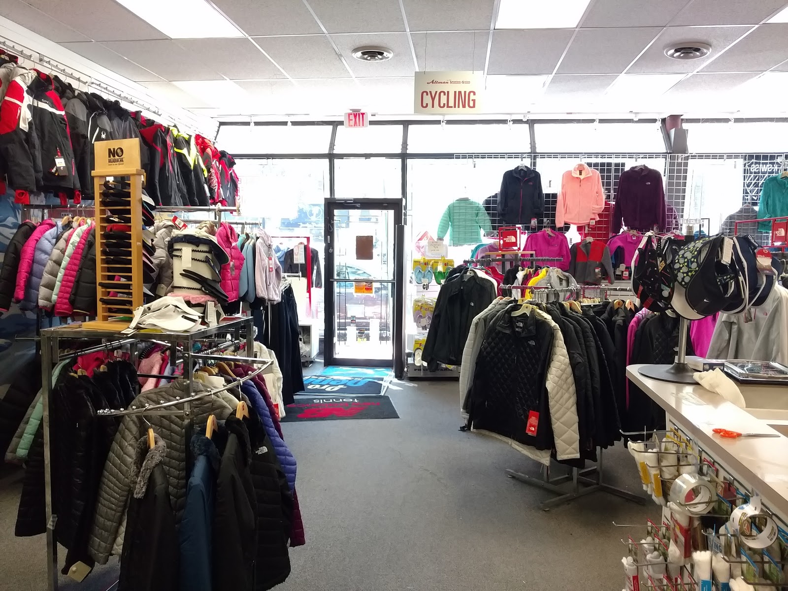 Photo of Tennis Junction in Great Neck City, New York, United States - 5 Picture of Point of interest, Establishment, Store