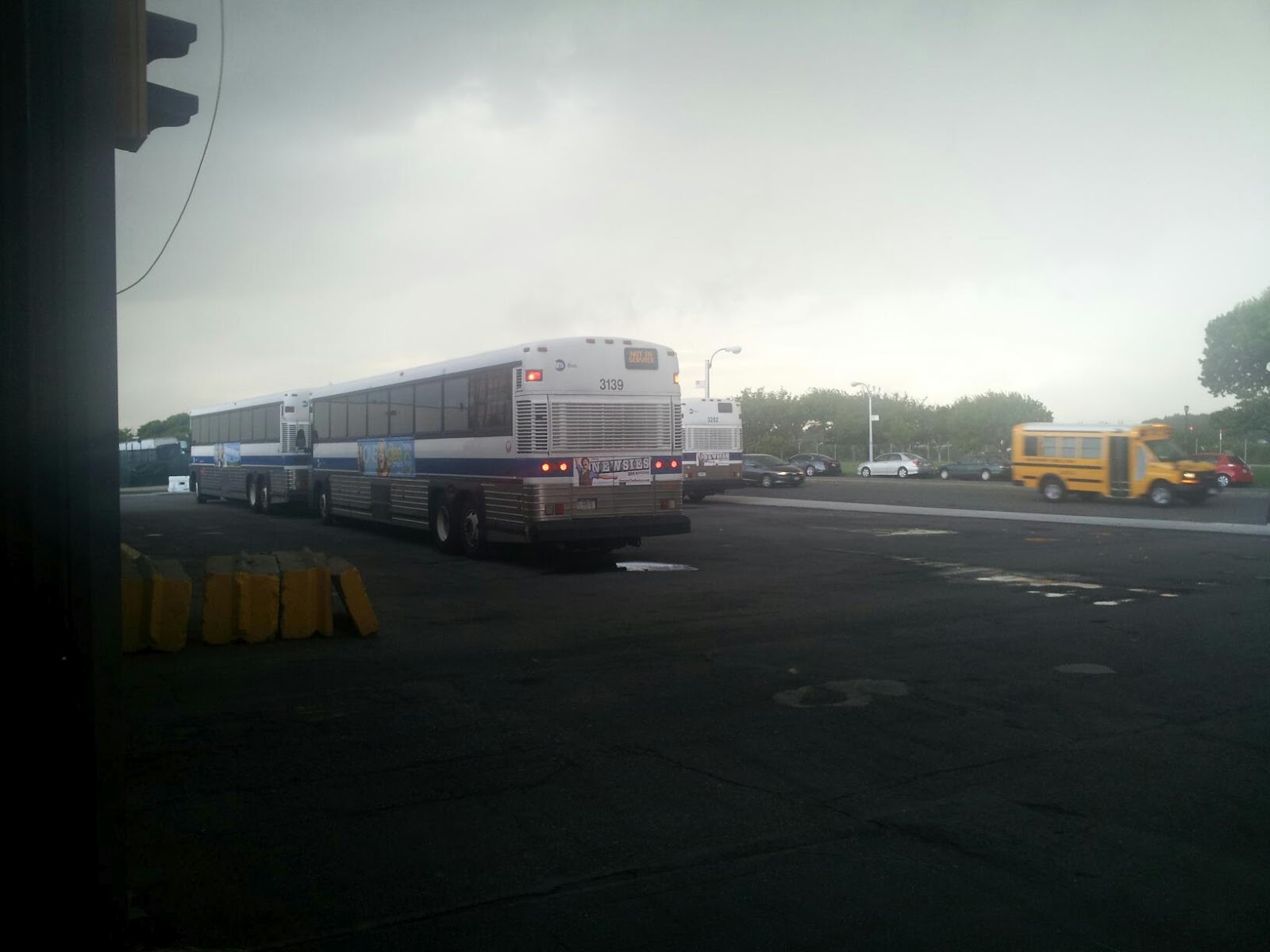 Photo of MTA Bus Laguardia Depot in Flushing City, New York, United States - 1 Picture of Point of interest, Establishment, Bus station, Transit station, Local government office