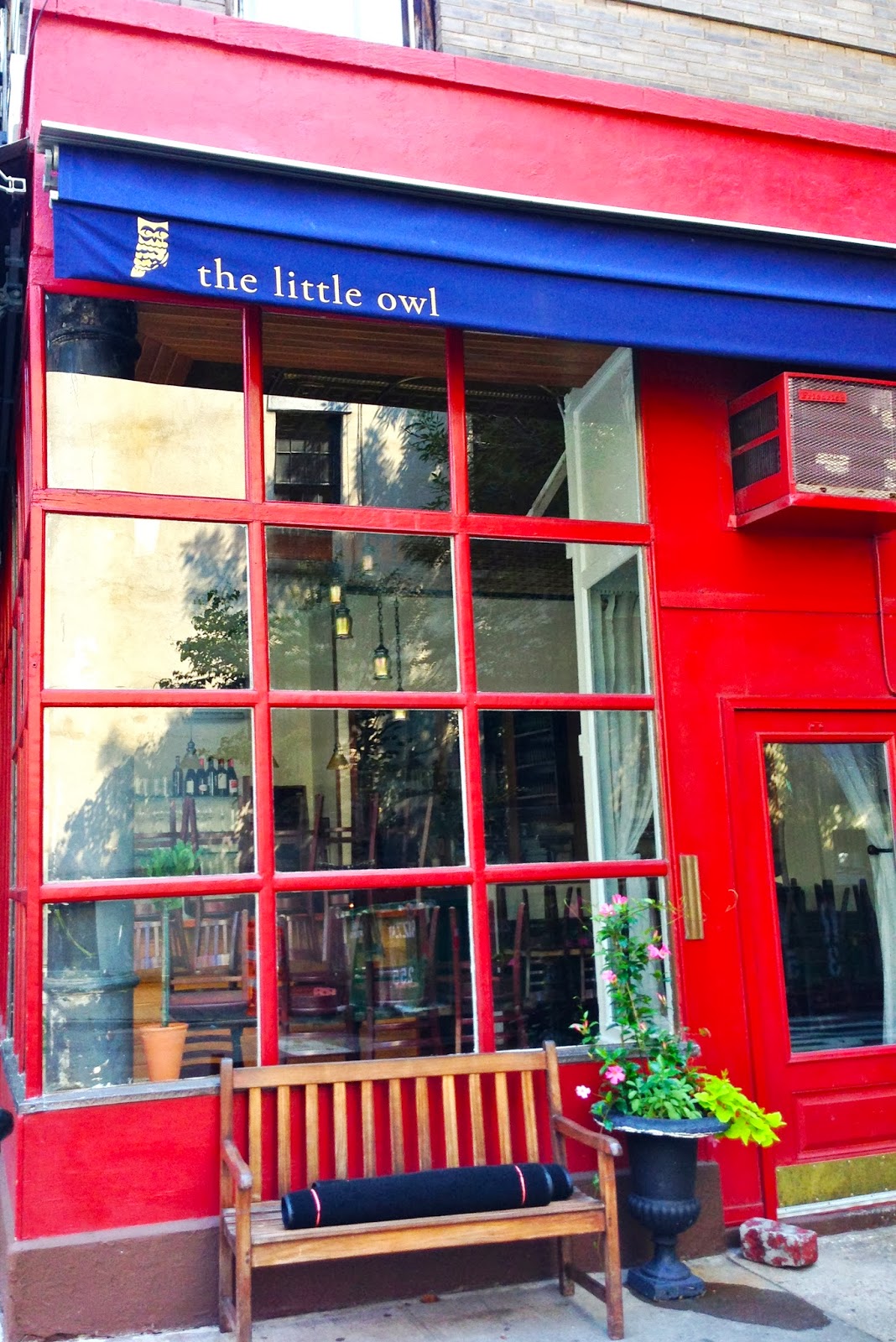 Photo of The Little Owl in New York City, New York, United States - 8 Picture of Restaurant, Food, Point of interest, Establishment, Bar