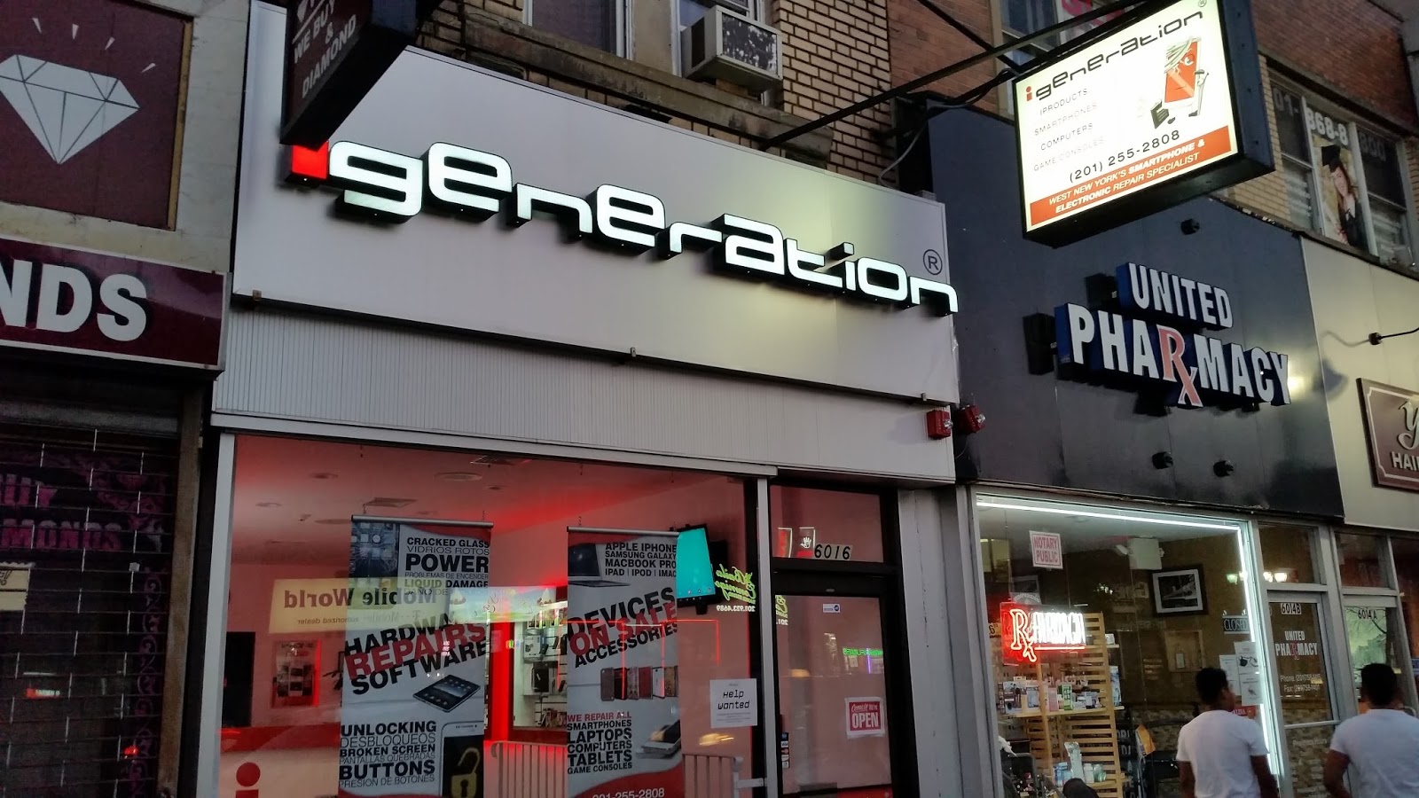Photo of iGeneration in West New York City, New Jersey, United States - 3 Picture of Point of interest, Establishment, Store