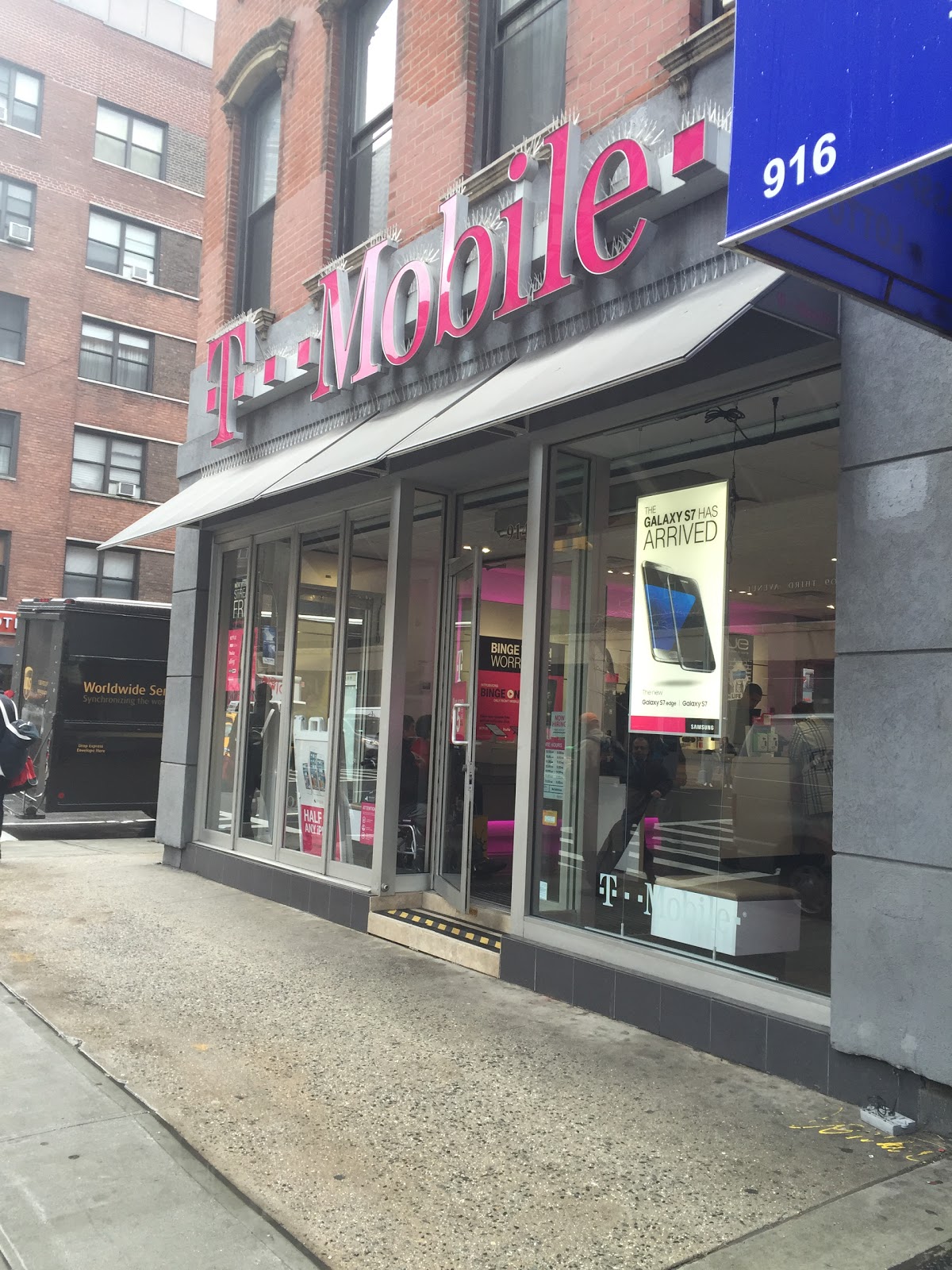 Photo of T-Mobile New York in New York City, New York, United States - 1 Picture of Point of interest, Establishment, Store