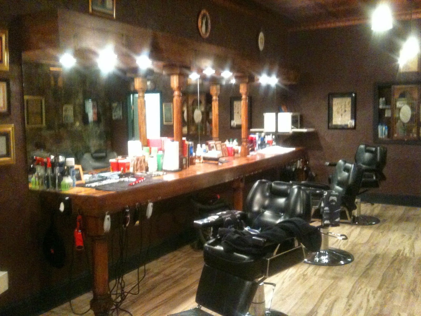 Photo of Anthonys Barber Shop in Staten Island City, New York, United States - 1 Picture of Point of interest, Establishment, Store, Health, Hair care, Art gallery