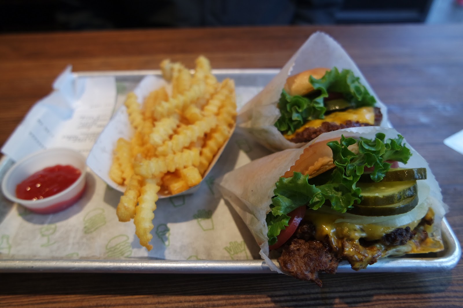 Photo of Shake Shack in New York City, New York, United States - 3 Picture of Restaurant, Food, Point of interest, Establishment, Store