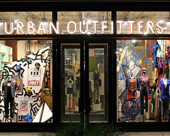 Photo of Urban Outfitters in Manhasset City, New York, United States - 1 Picture of Point of interest, Establishment, Store, Home goods store, Clothing store, Shoe store