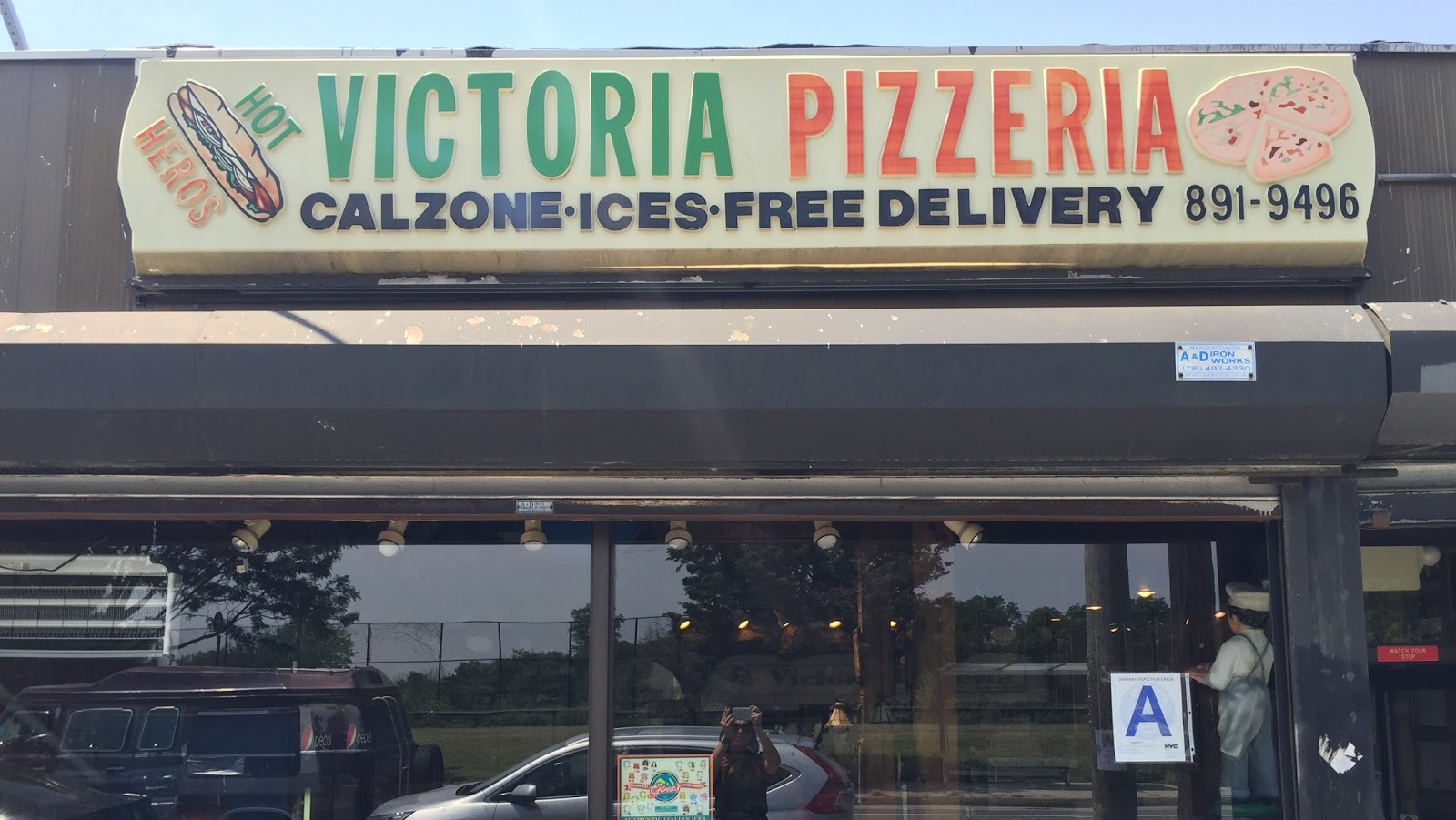 Photo of Victoria Pizzeria in Brooklyn City, New York, United States - 3 Picture of Restaurant, Food, Point of interest, Establishment, Meal takeaway, Meal delivery