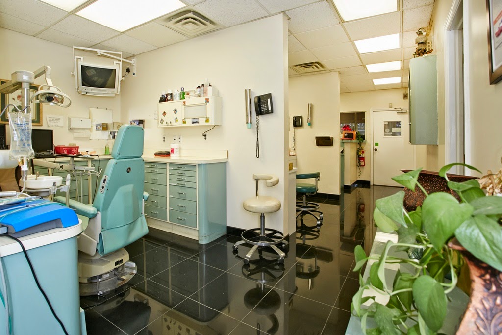 Photo of Woodhaven Family Dental in Queens City, New York, United States - 4 Picture of Point of interest, Establishment, Health, Dentist