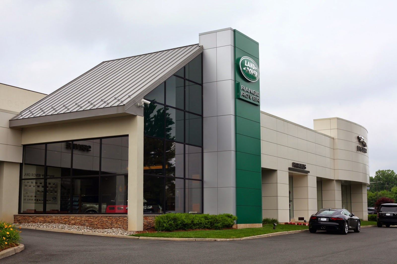 Photo of Prestige Land Rover of Paramus in Paramus City, New Jersey, United States - 1 Picture of Point of interest, Establishment, Car dealer, Store