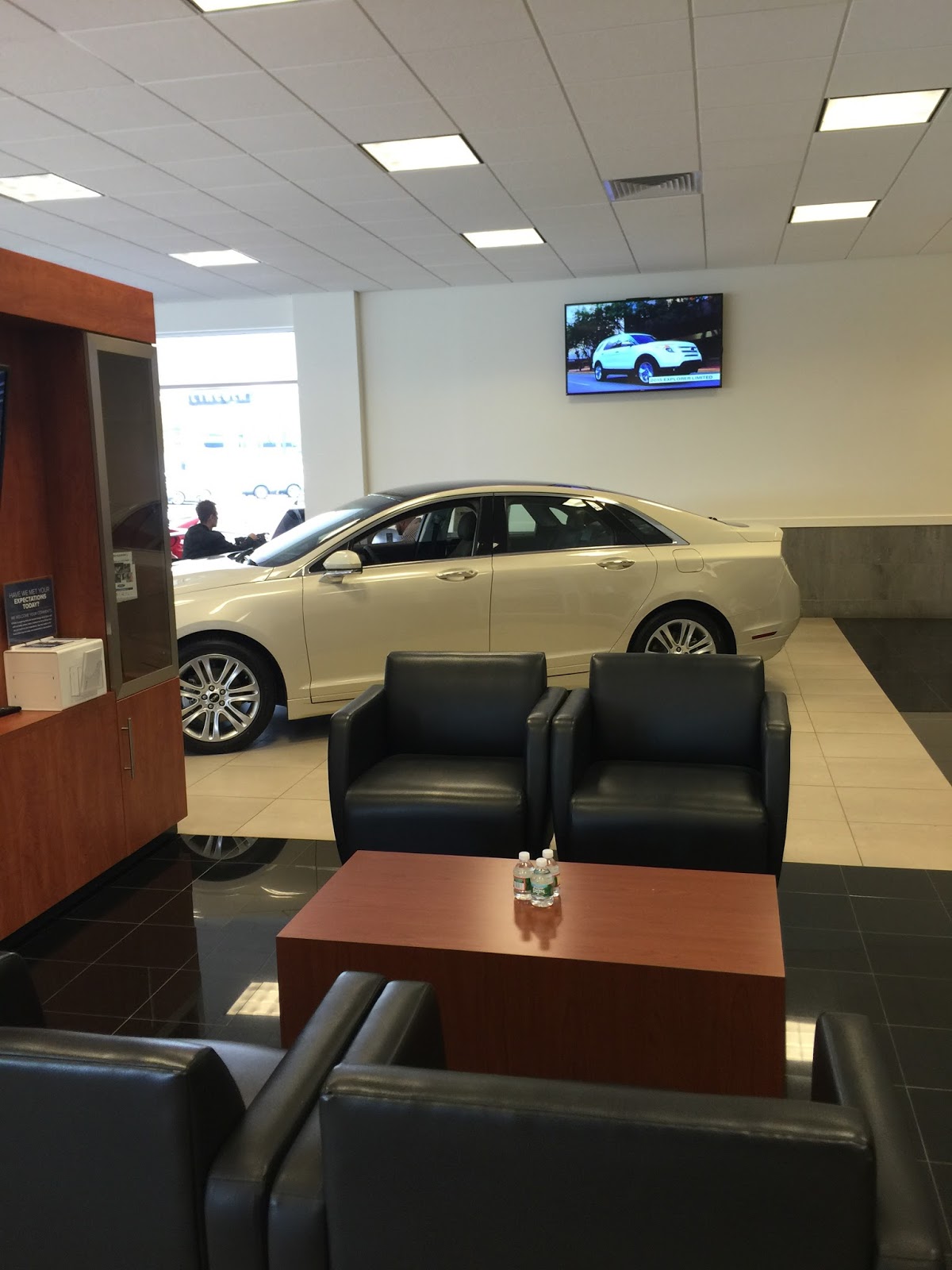 Photo of Maplecrest Ford Lincoln of Union in Vauxhall City, New Jersey, United States - 6 Picture of Point of interest, Establishment, Car dealer, Store, Car repair