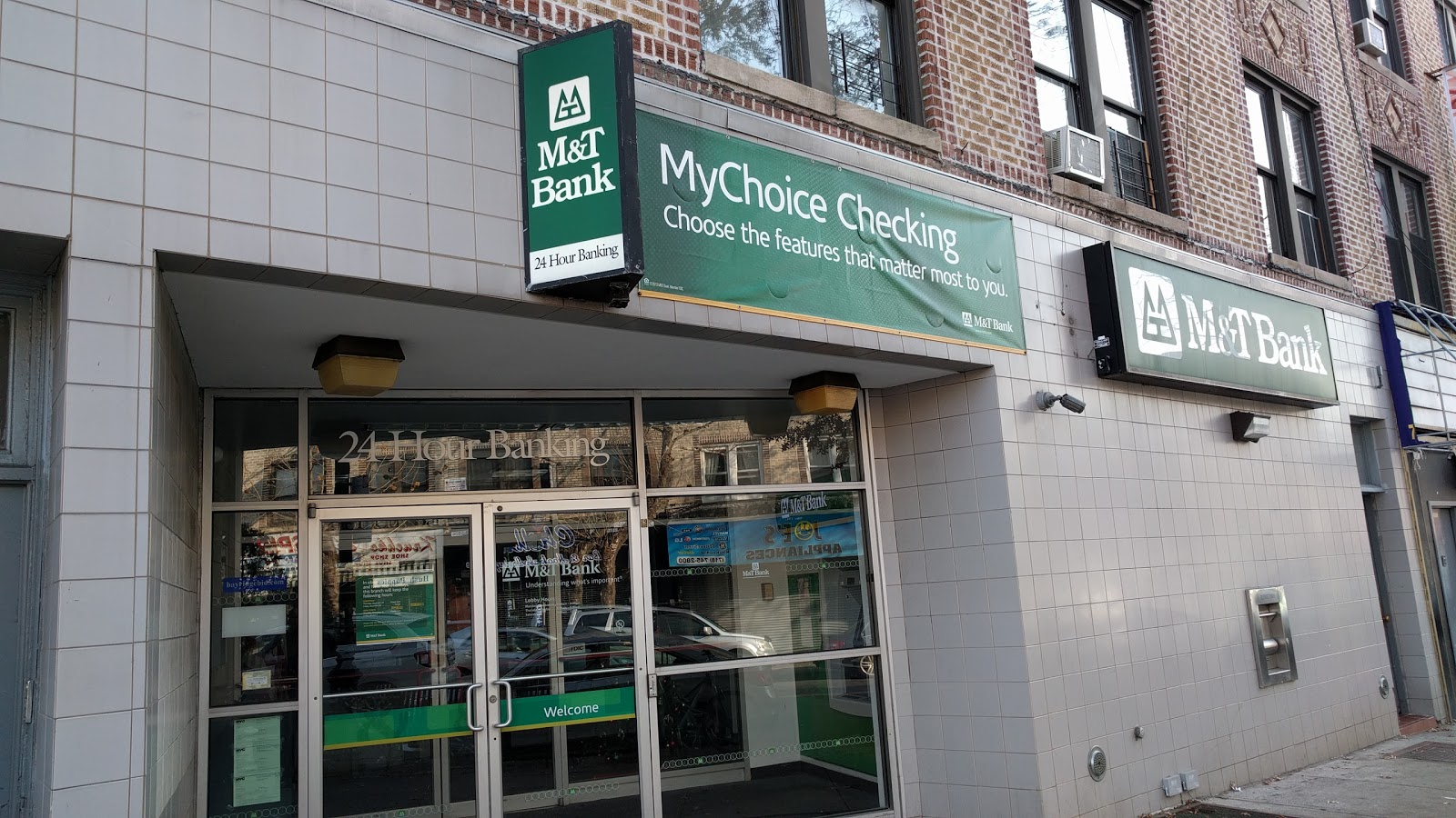 Photo of M&T Bank in Brooklyn City, New York, United States - 1 Picture of Point of interest, Establishment, Finance, Atm, Bank