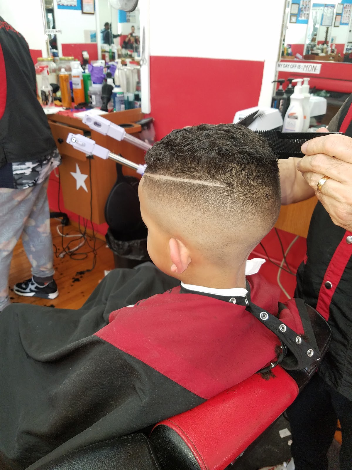 Photo of Jose & Mingo Barbershop in Brooklyn City, New York, United States - 2 Picture of Point of interest, Establishment, Health, Hair care