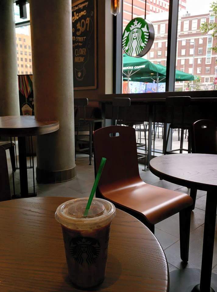 Photo of Starbucks in Brooklyn City, New York, United States - 2 Picture of Food, Point of interest, Establishment, Store, Cafe