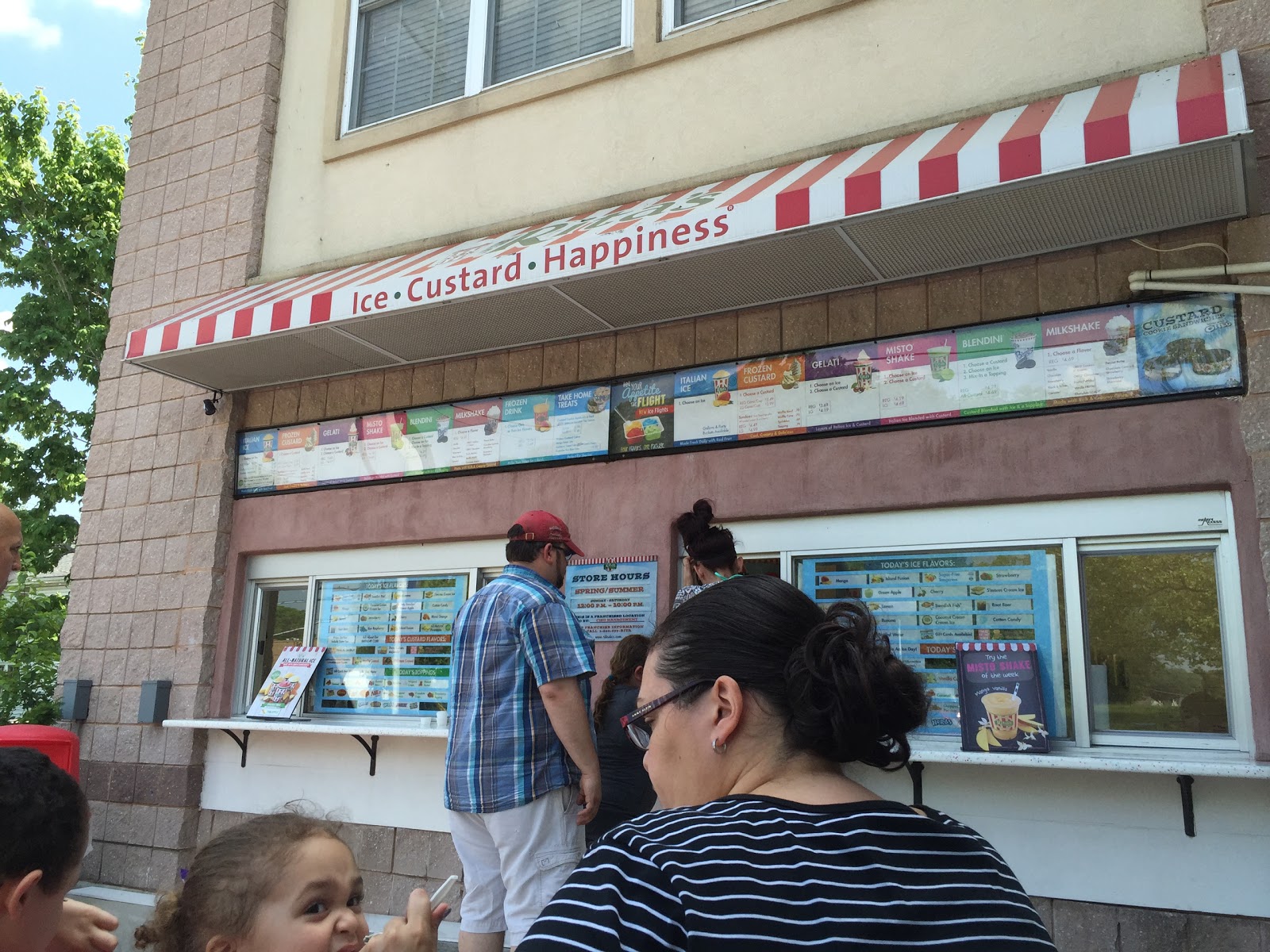 Photo of Rita's Italian Ice of Hopelawn in Hopelawn City, New Jersey, United States - 1 Picture of Restaurant, Food, Point of interest, Establishment, Store