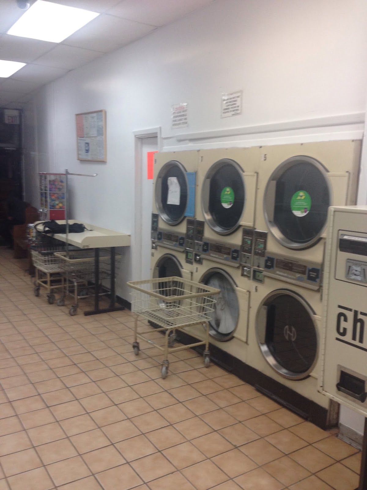 Photo of 3391 JR laundry corp in Bronx City, New York, United States - 5 Picture of Point of interest, Establishment, Laundry