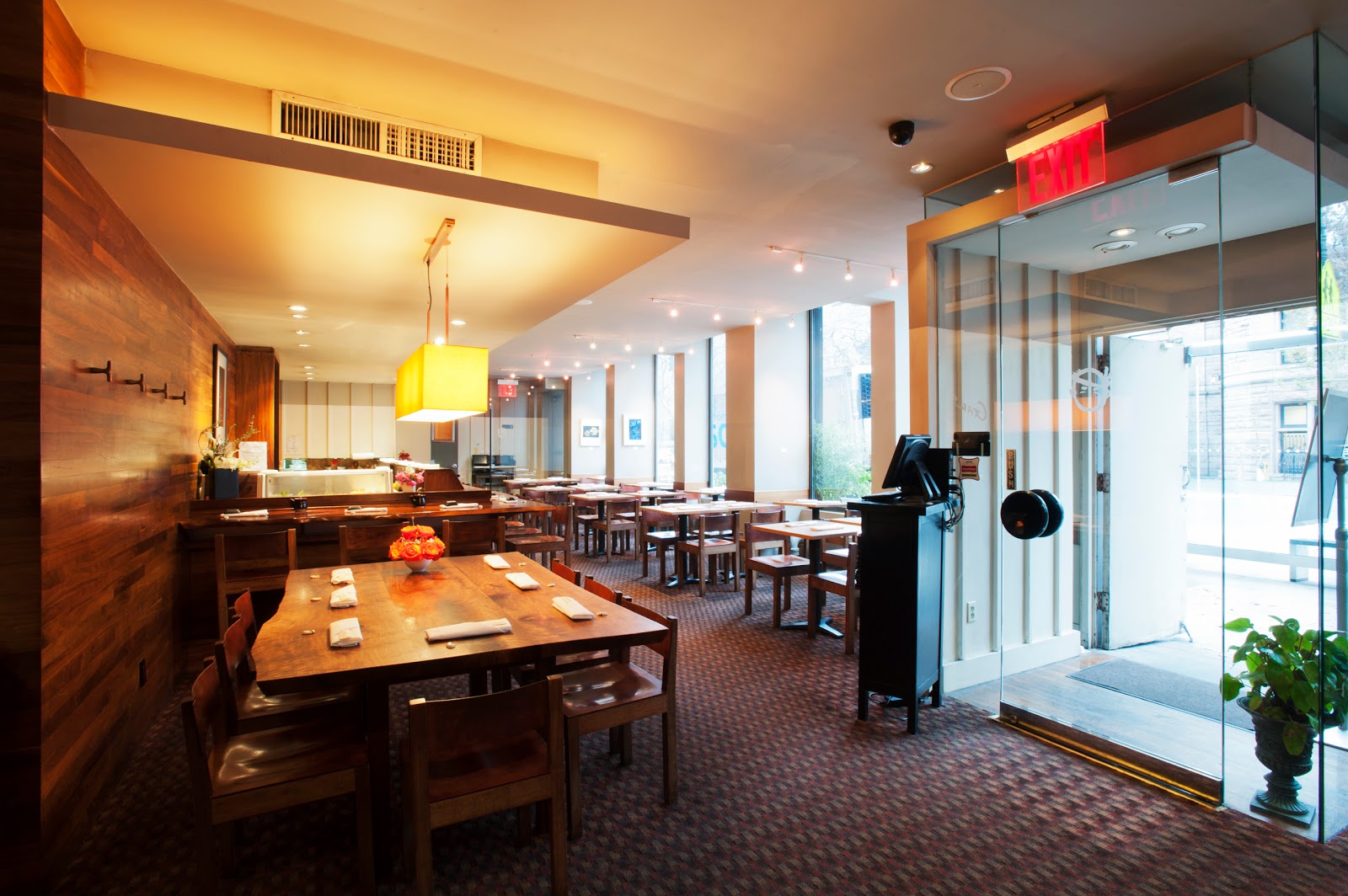 Photo of Gari Columbus in New York City, New York, United States - 2 Picture of Restaurant, Food, Point of interest, Establishment