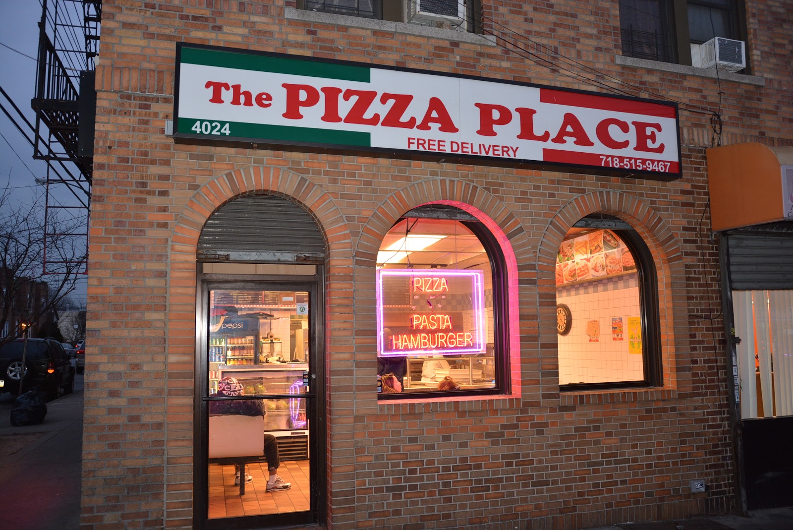 Photo of Pizza Place in Bronx City, New York, United States - 5 Picture of Restaurant, Food, Point of interest, Establishment