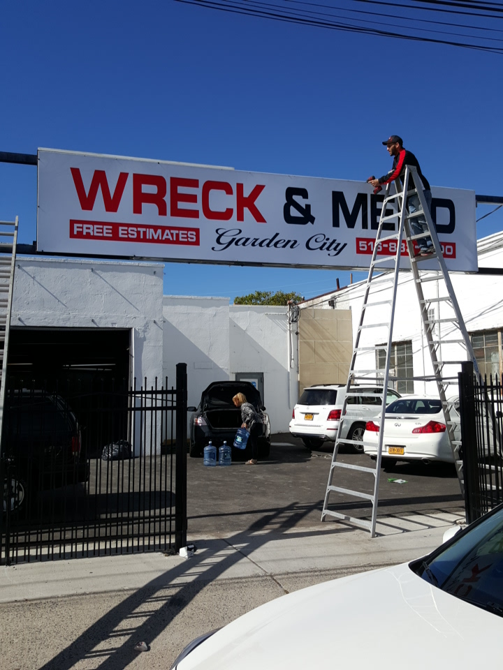 Photo of Wreck and Mend in Franklin Square City, New York, United States - 2 Picture of Point of interest, Establishment, Car repair