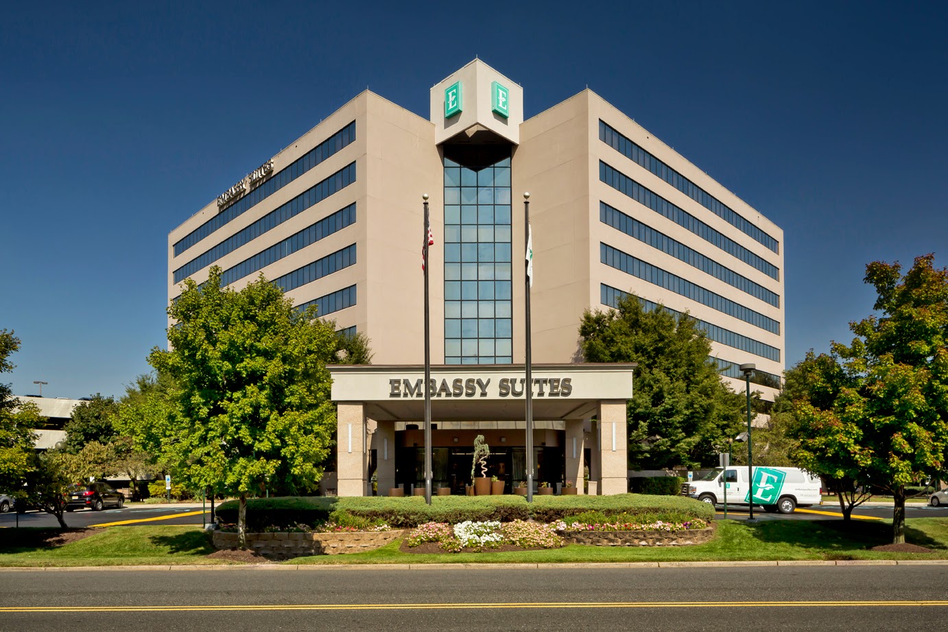 Photo of Embassy Suites by Hilton Secaucus Meadowlands in Secaucus City, New Jersey, United States - 1 Picture of Point of interest, Establishment, Lodging