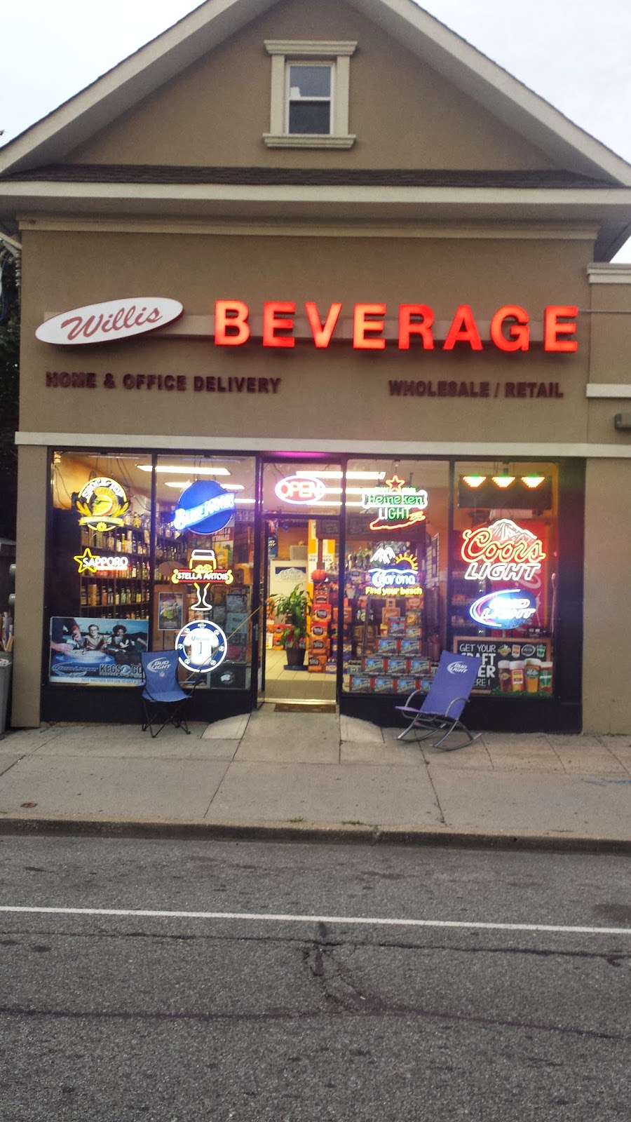 Photo of Willis Beverage in Mineola City, New York, United States - 2 Picture of Point of interest, Establishment