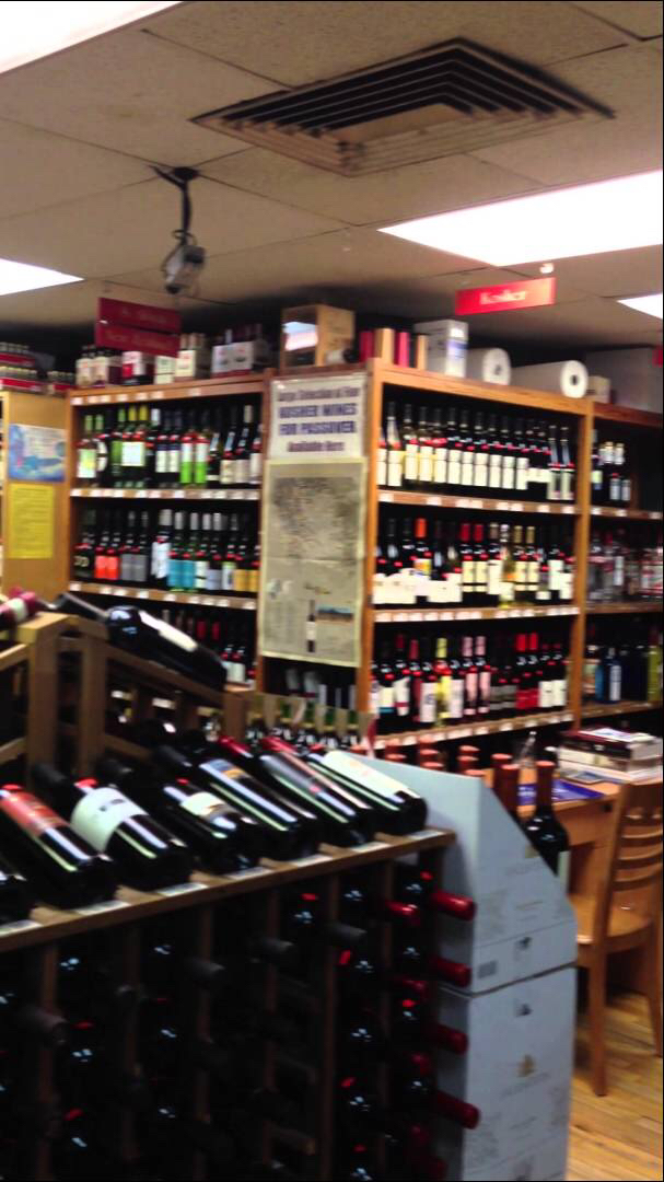 Photo of Windsor Wine Shop in New York City, New York, United States - 2 Picture of Food, Point of interest, Establishment, Store, Liquor store