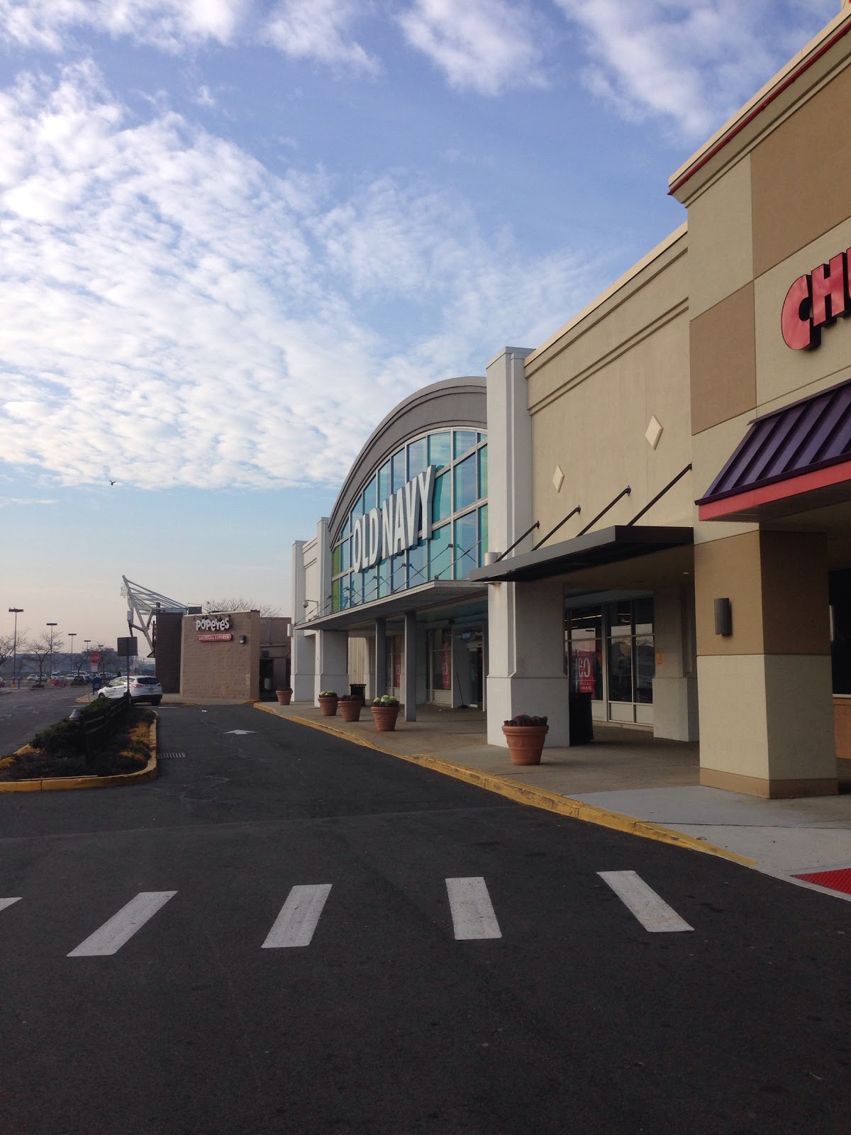 Photo of Old Navy in Hudson City, New Jersey, United States - 2 Picture of Point of interest, Establishment, Store, Clothing store