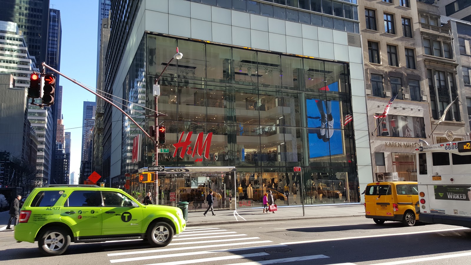 Photo of H&M in New York City, New York, United States - 1 Picture of Point of interest, Establishment, Store, Clothing store