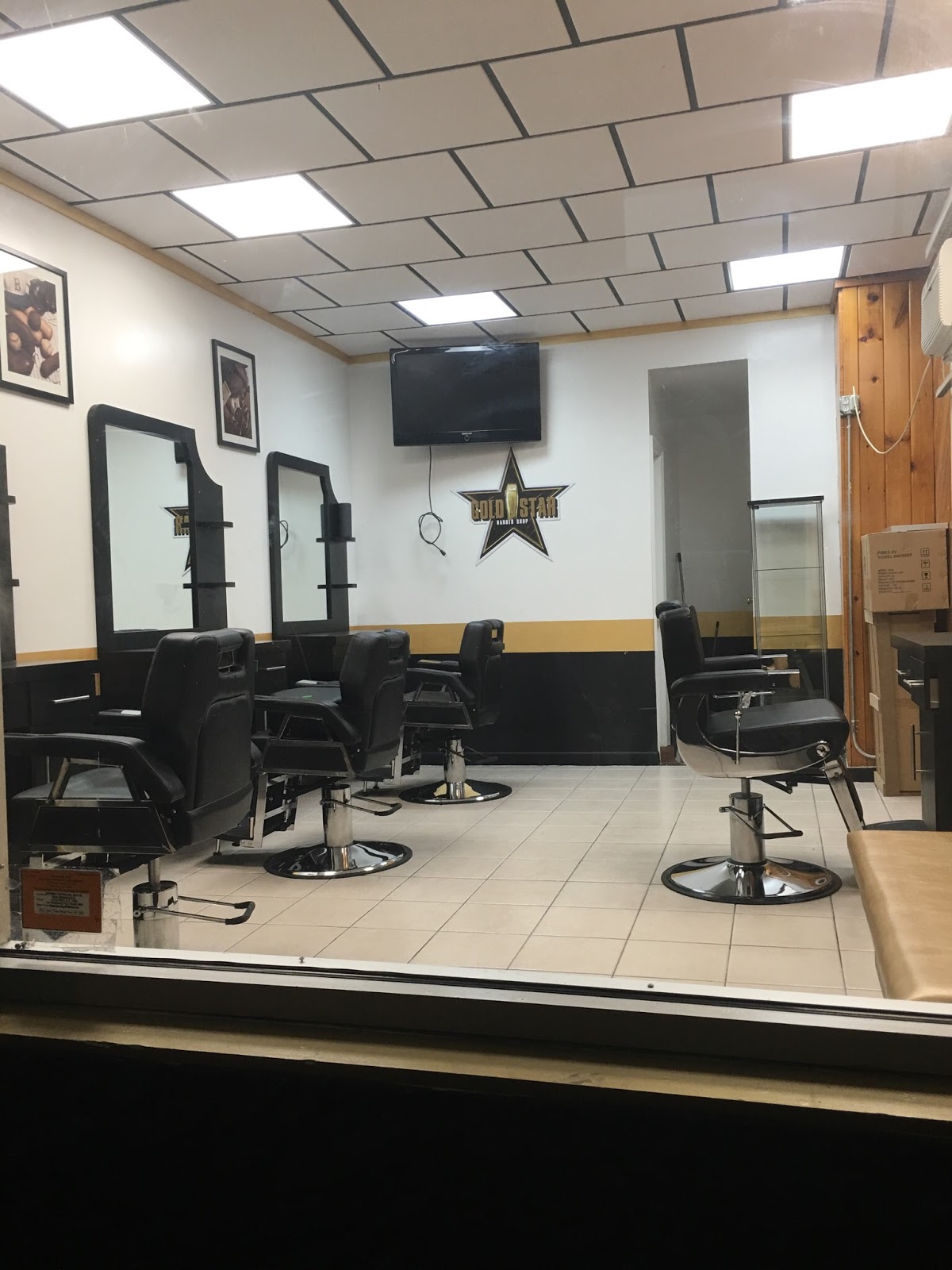 Photo of Goldstar barbershop in Queens City, New York, United States - 1 Picture of Point of interest, Establishment, Health, Hair care