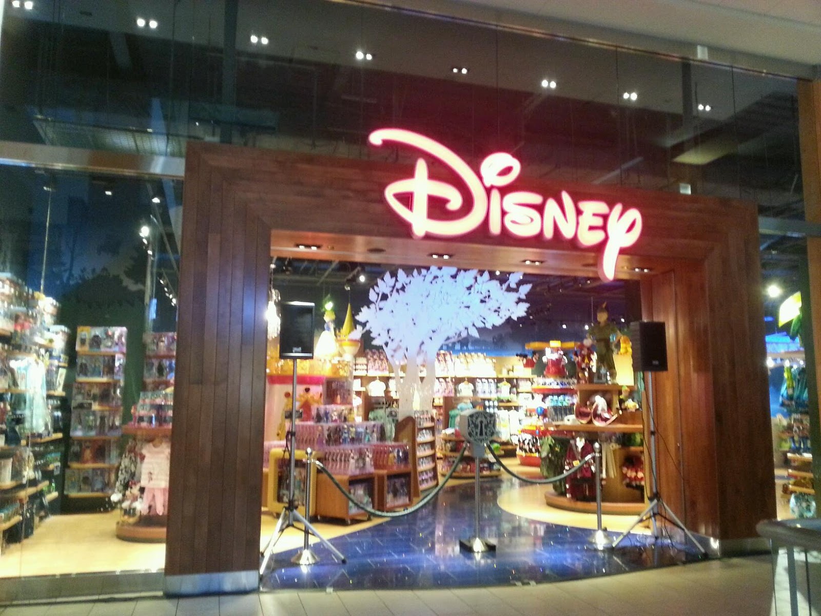 Photo of Disney Store in Queens City, New York, United States - 4 Picture of Point of interest, Establishment, Store, Clothing store