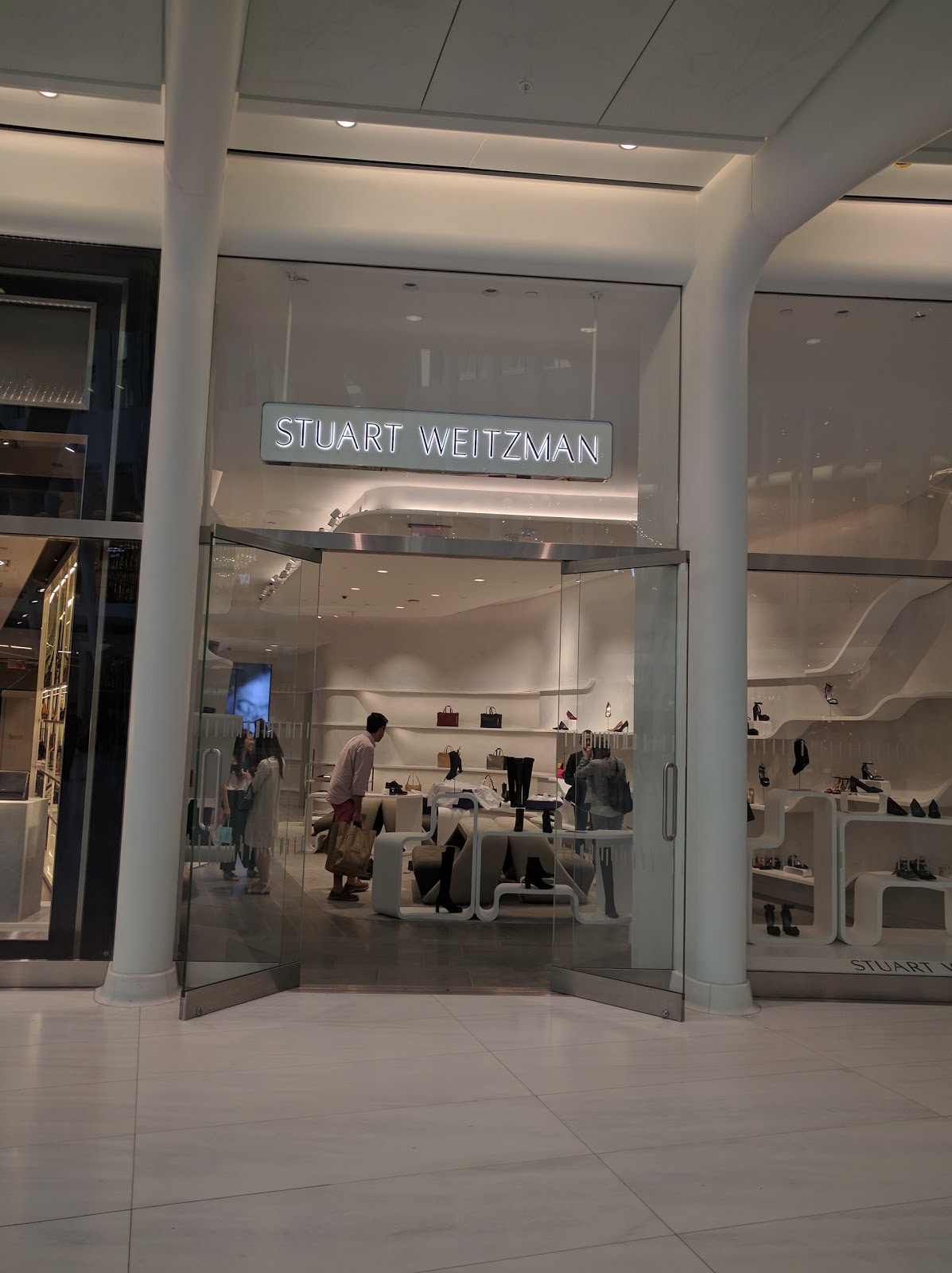 Photo of Stuart Weitzman in New York City, New York, United States - 1 Picture of Point of interest, Establishment, Store, Clothing store
